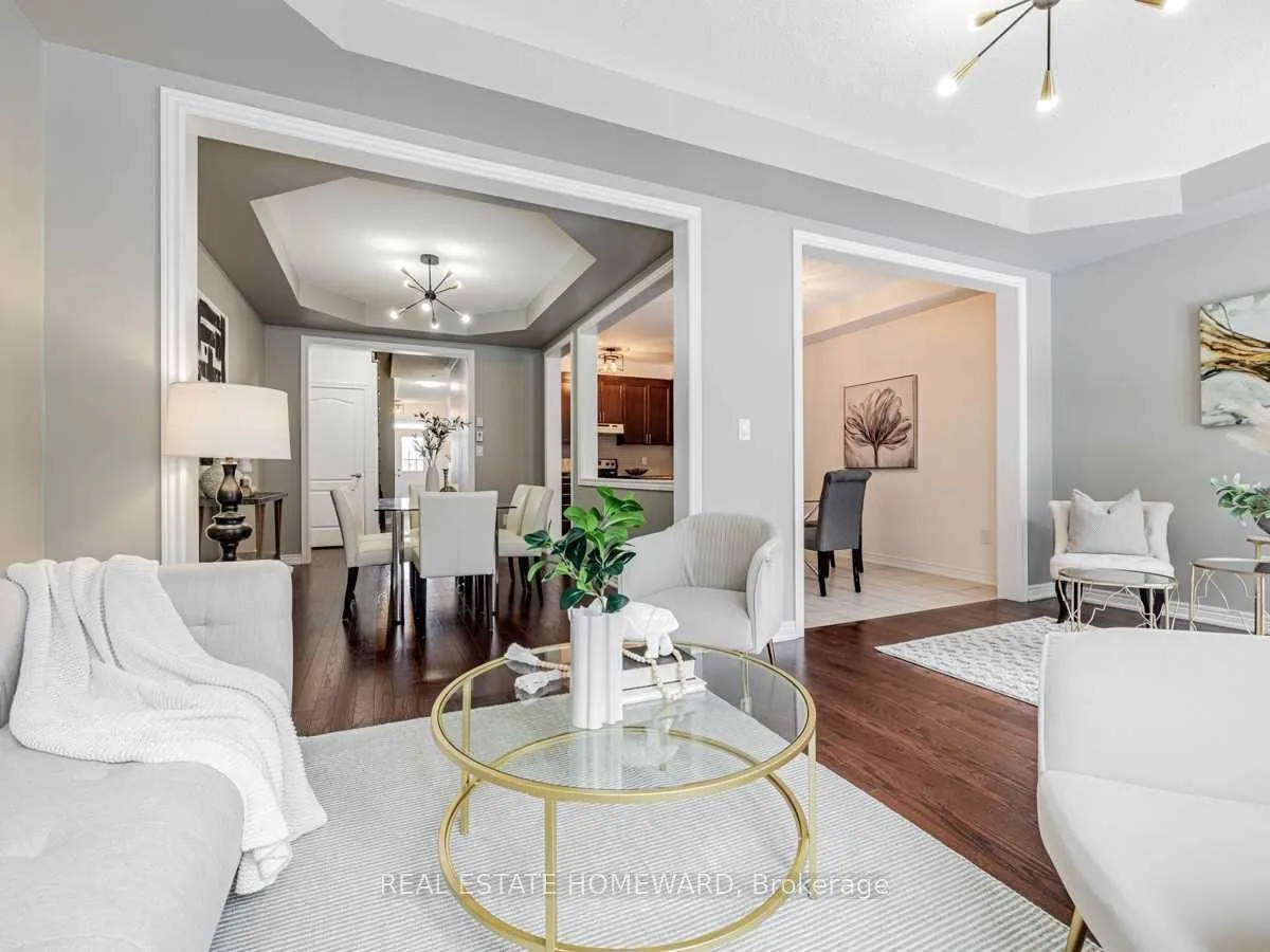 Photo 10 of 218 Roy Harper Avenue, Aurora, Rural Aurora — HOMEH