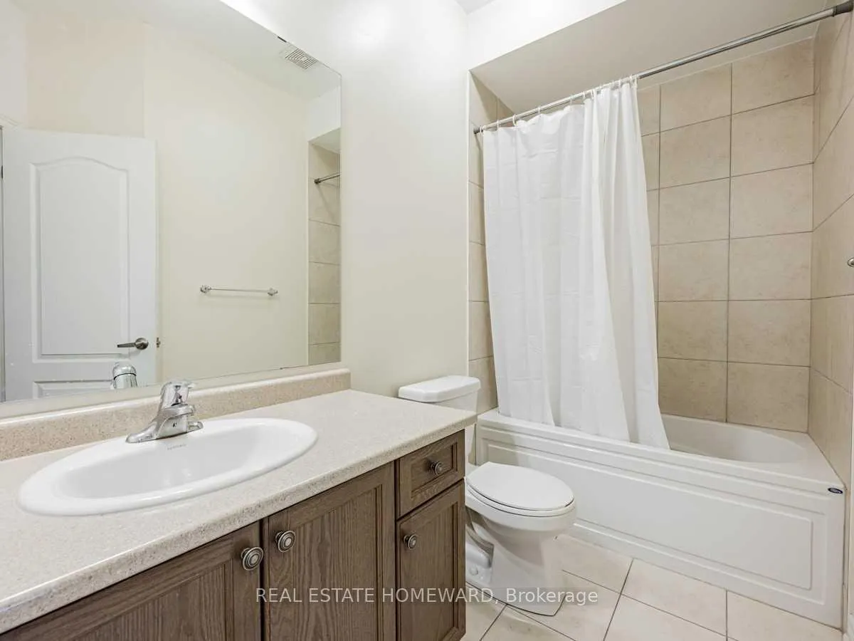Photo 23 of 218 Roy Harper Avenue, Aurora, Rural Aurora — HOMEH