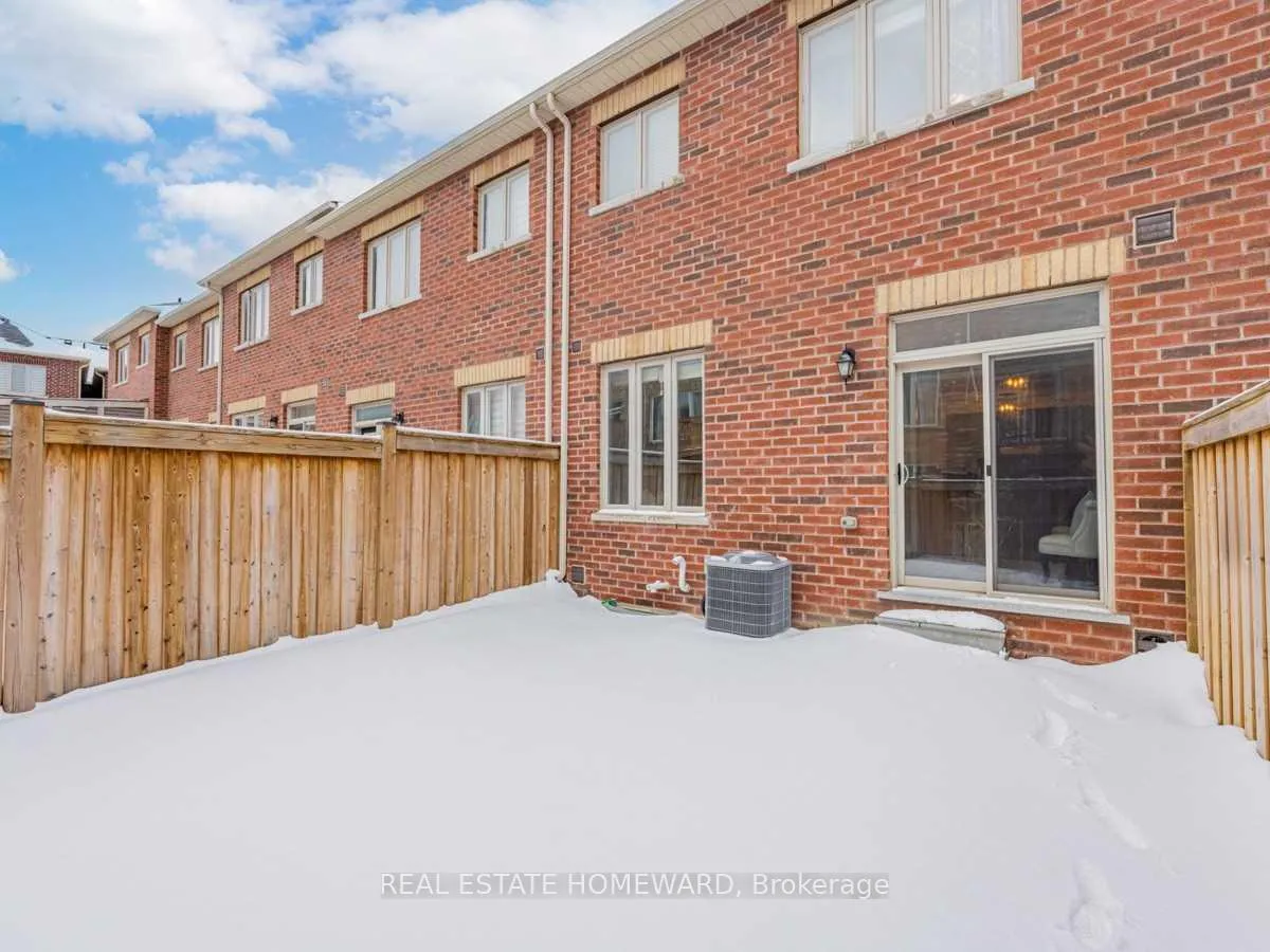 Photo 33 of 218 Roy Harper Avenue, Aurora, Rural Aurora — HOMEH