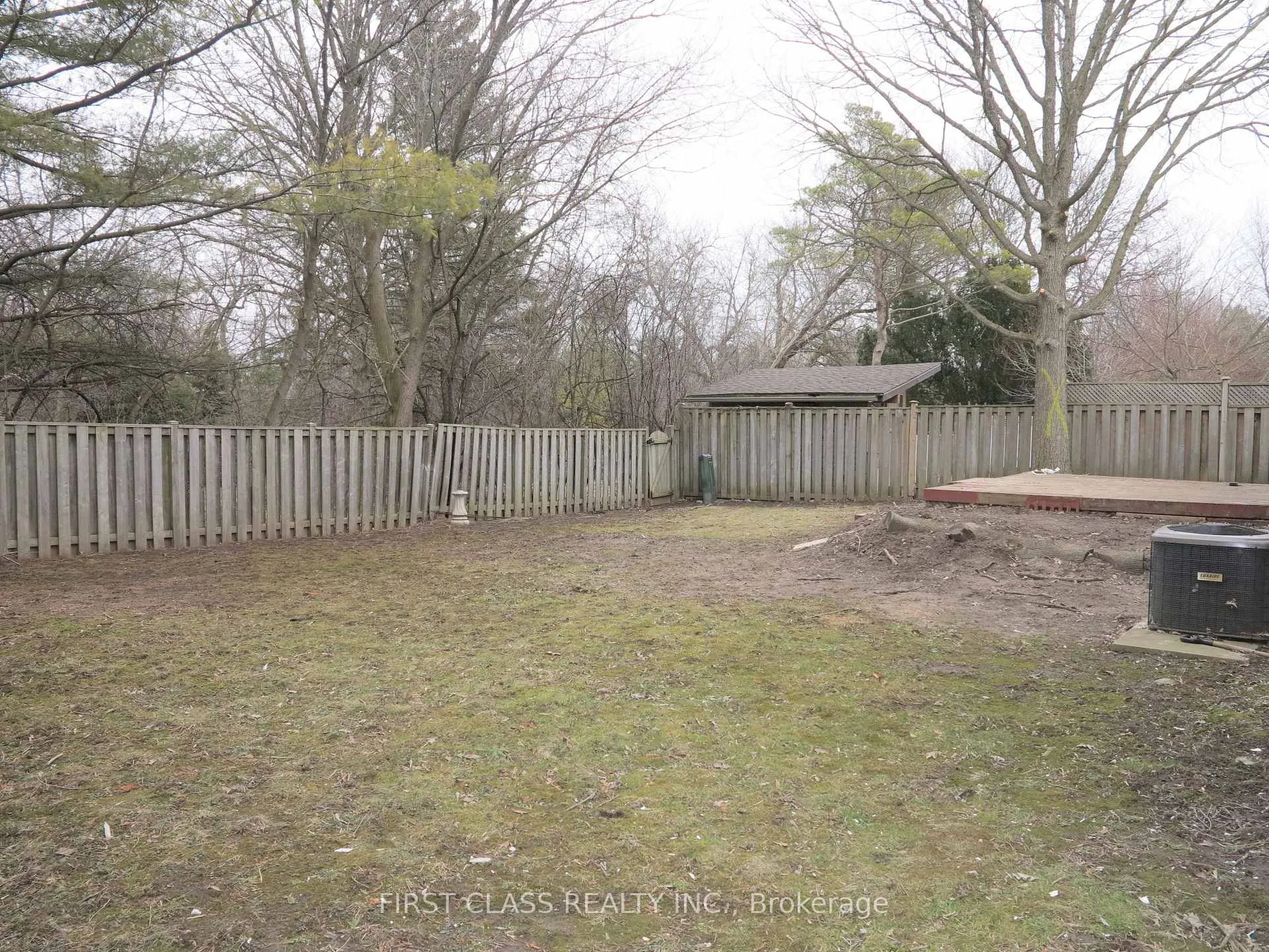 Photo 43 of 4 Meridene Crescent E, London, North G — HOMEH