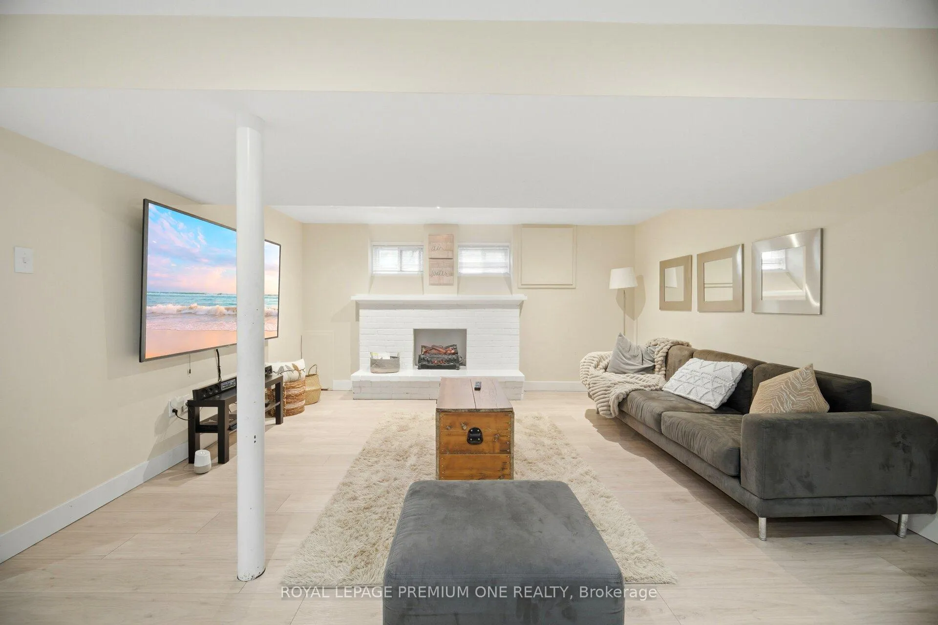 Photo 24 of 29 Appleby Drive, Brampton, Avondale — HOMEH