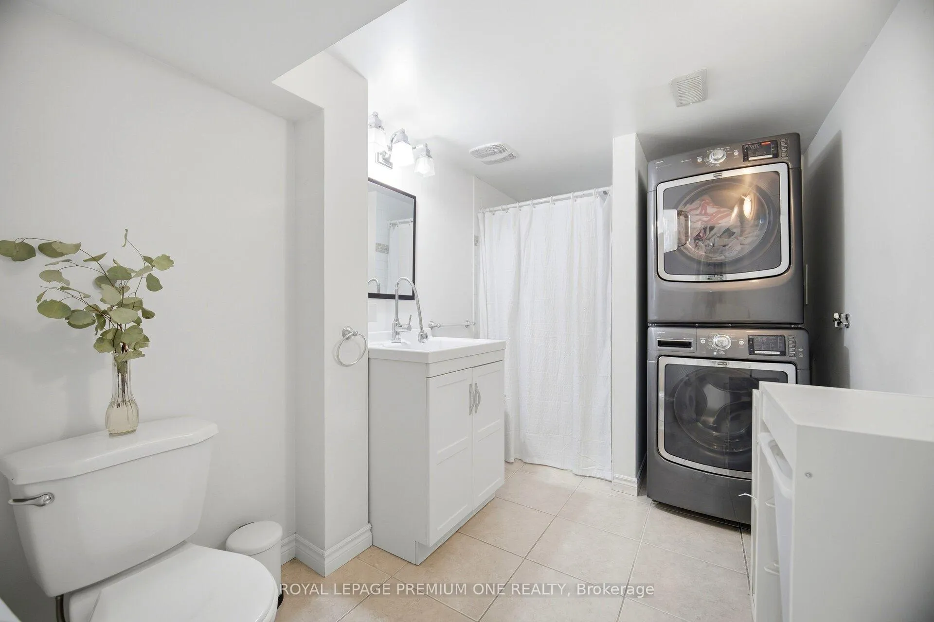 Photo 30 of 29 Appleby Drive, Brampton, Avondale — HOMEH