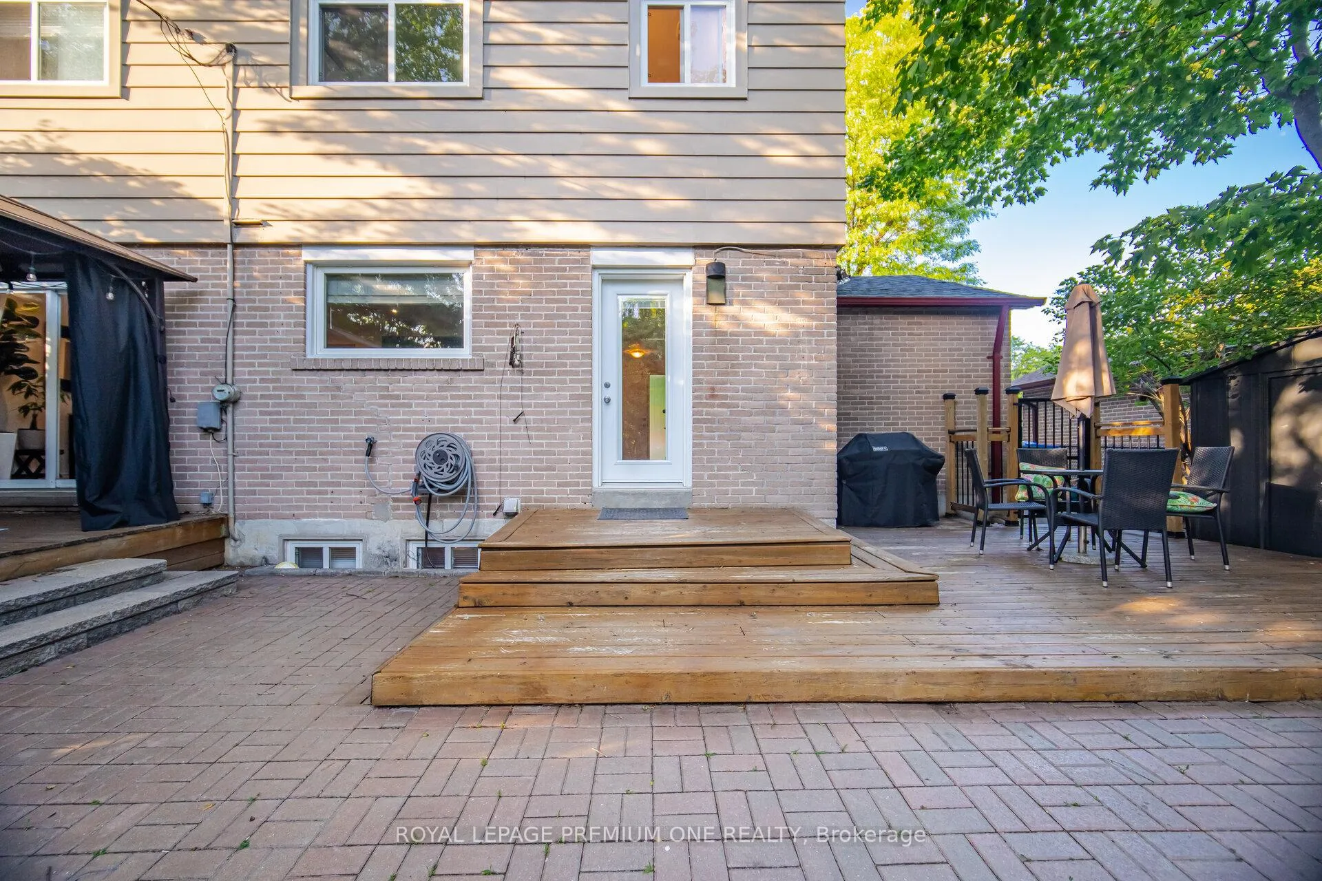 Photo 32 of 29 Appleby Drive, Brampton, Avondale — HOMEH