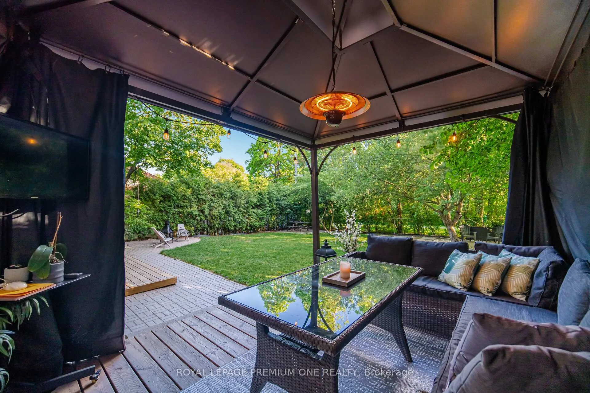Photo 33 of 29 Appleby Drive, Brampton, Avondale — HOMEH
