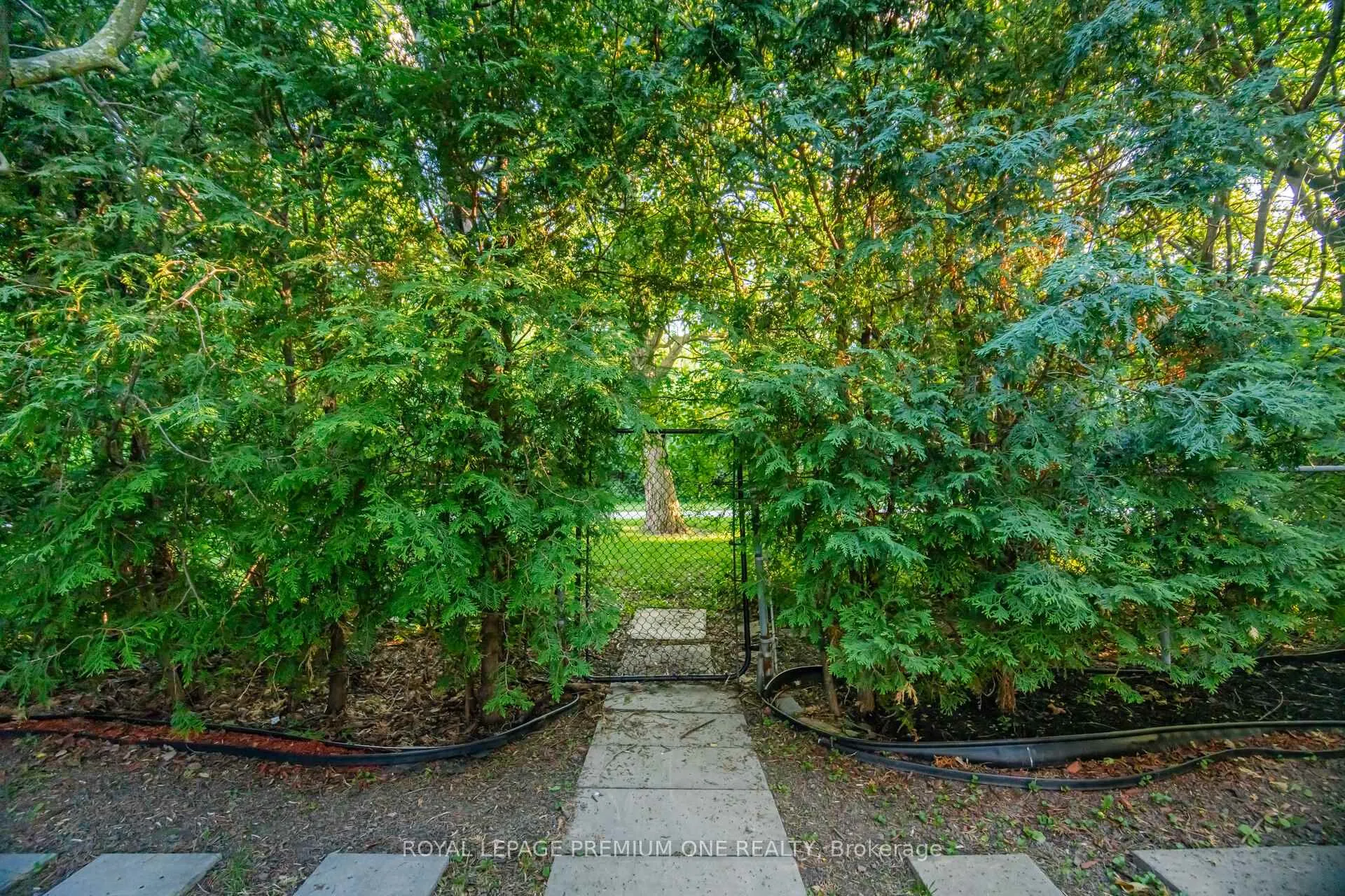 Photo 47 of 29 Appleby Drive, Brampton, Avondale — HOMEH