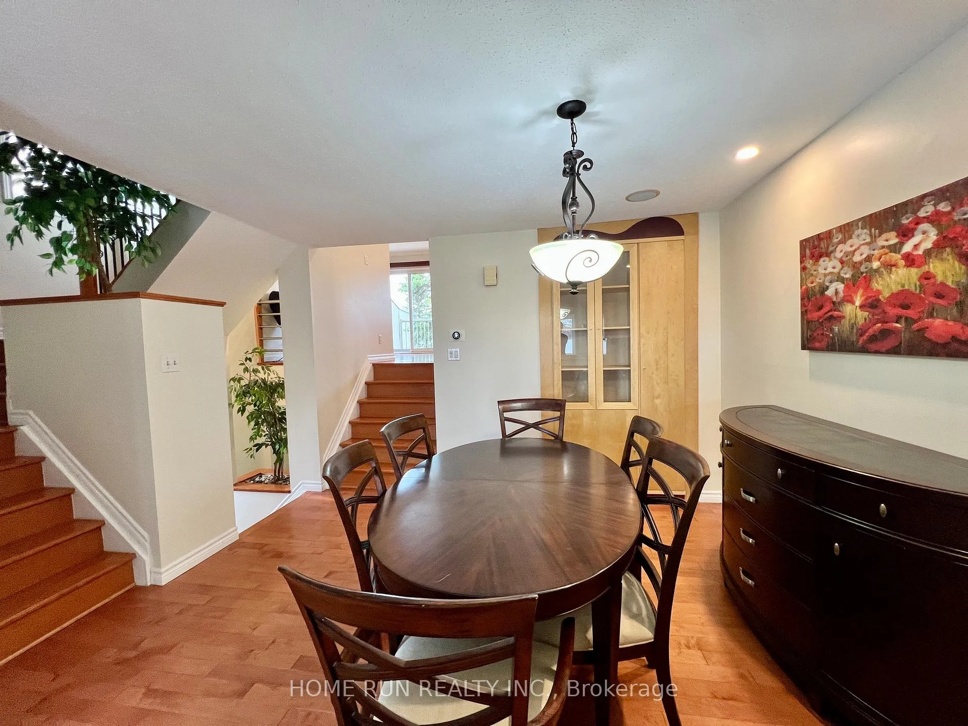 Photo 11 of 76 winbro Private, Ottawa, Hunt Club/Western Community — HOMEH