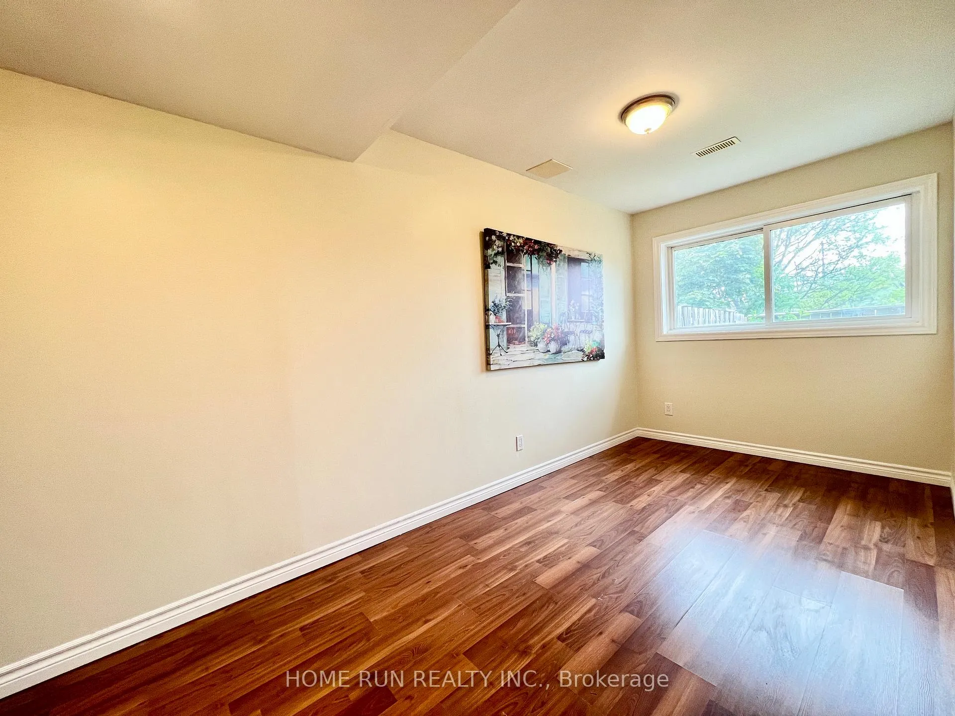 Photo 30 of 76 winbro Private, Ottawa, Hunt Club/Western Community — HOMEH