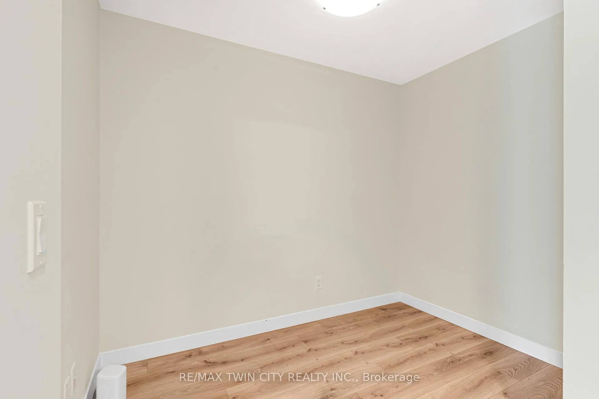 Photo 11 of Unit 1206, 60 Frederick Street, Kitchener — HOMEH