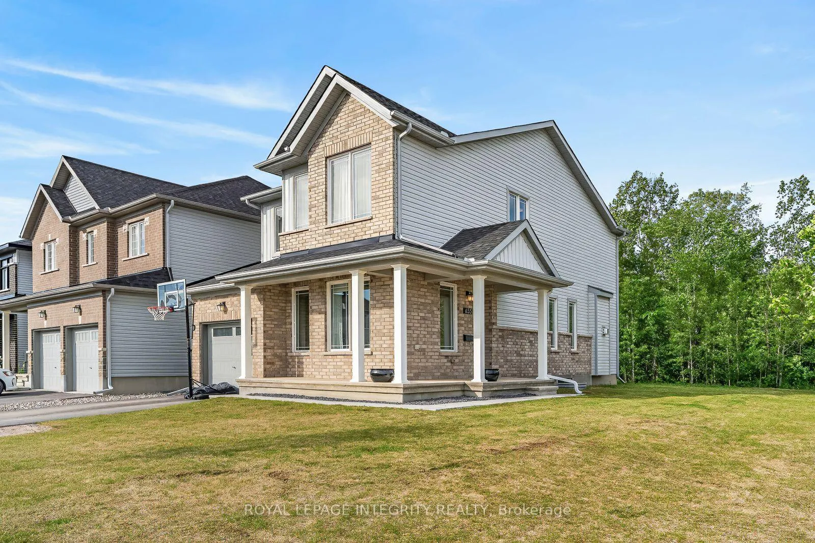 Photo 1 of 655 Persimmon Way, Ottawa, Chapel Hill South - Orleans Village — HOMEH