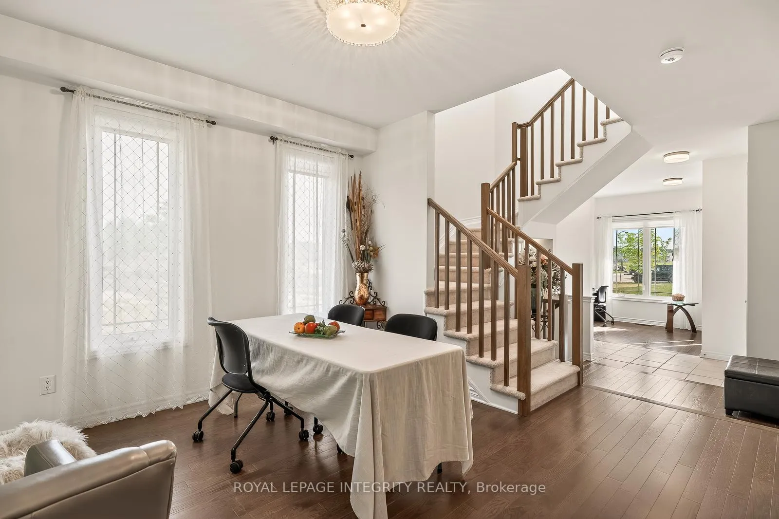 Photo 18 of 655 Persimmon Way, Ottawa, Chapel Hill South - Orleans Village — HOMEH