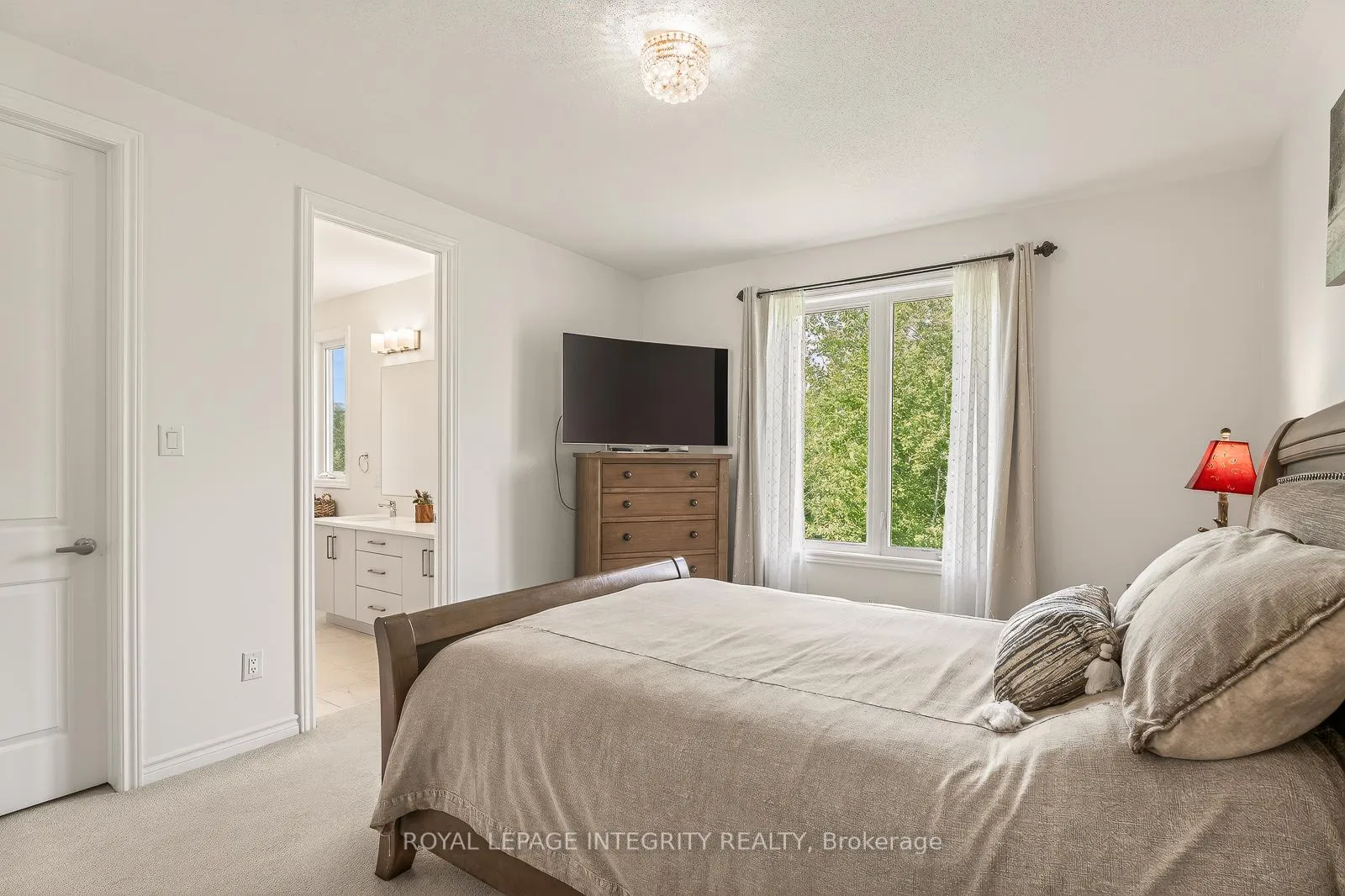 Photo 26 of 655 Persimmon Way, Ottawa, Chapel Hill South - Orleans Village — HOMEH