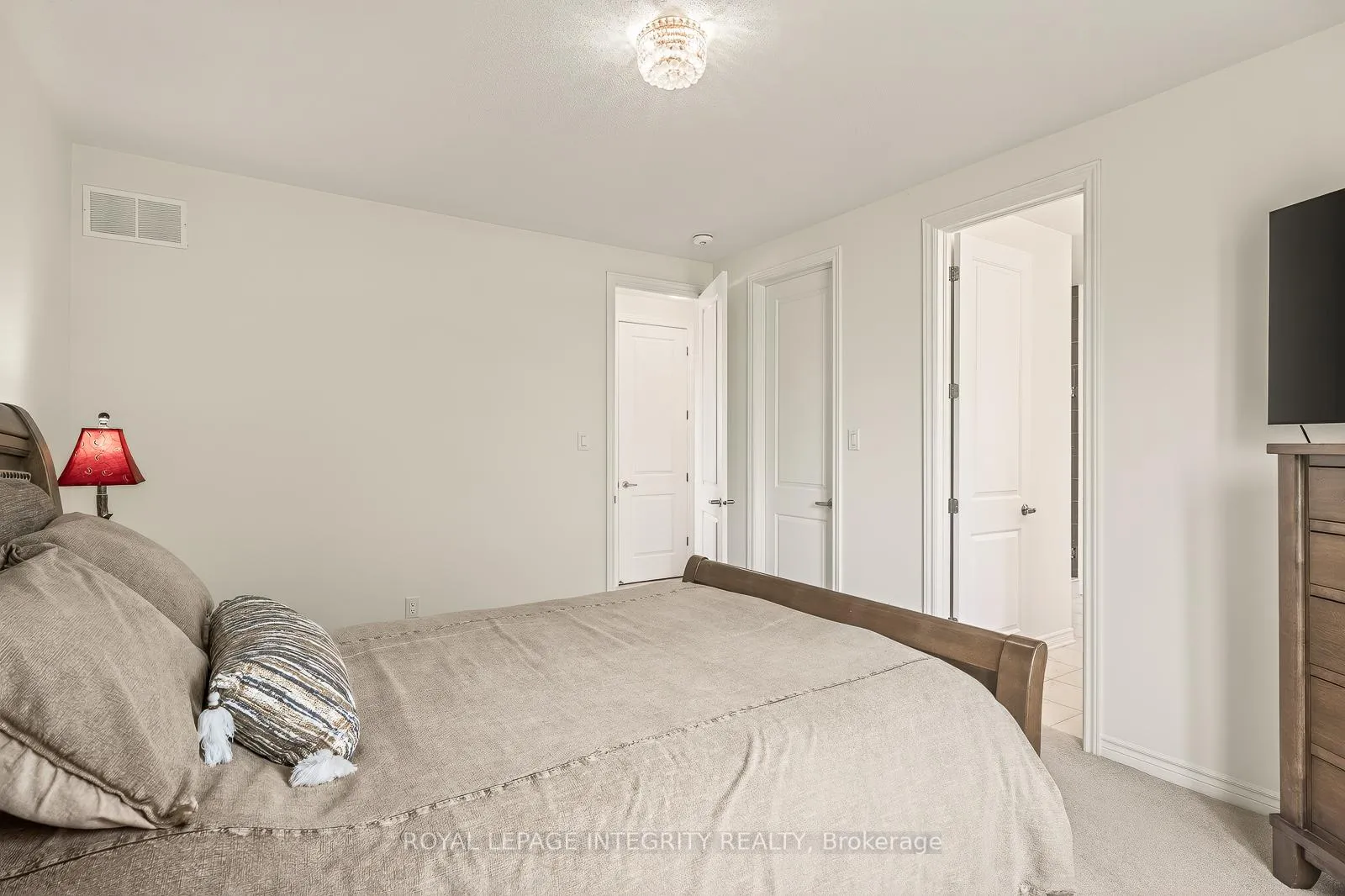Photo 27 of 655 Persimmon Way, Ottawa, Chapel Hill South - Orleans Village — HOMEH