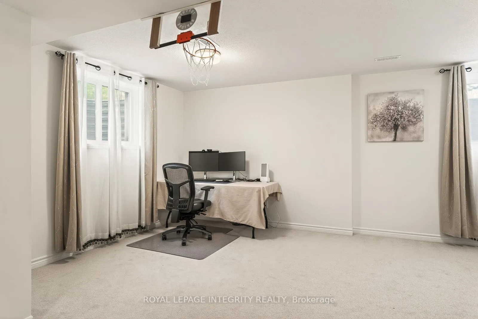 Photo 39 of 655 Persimmon Way, Ottawa, Chapel Hill South - Orleans Village — HOMEH