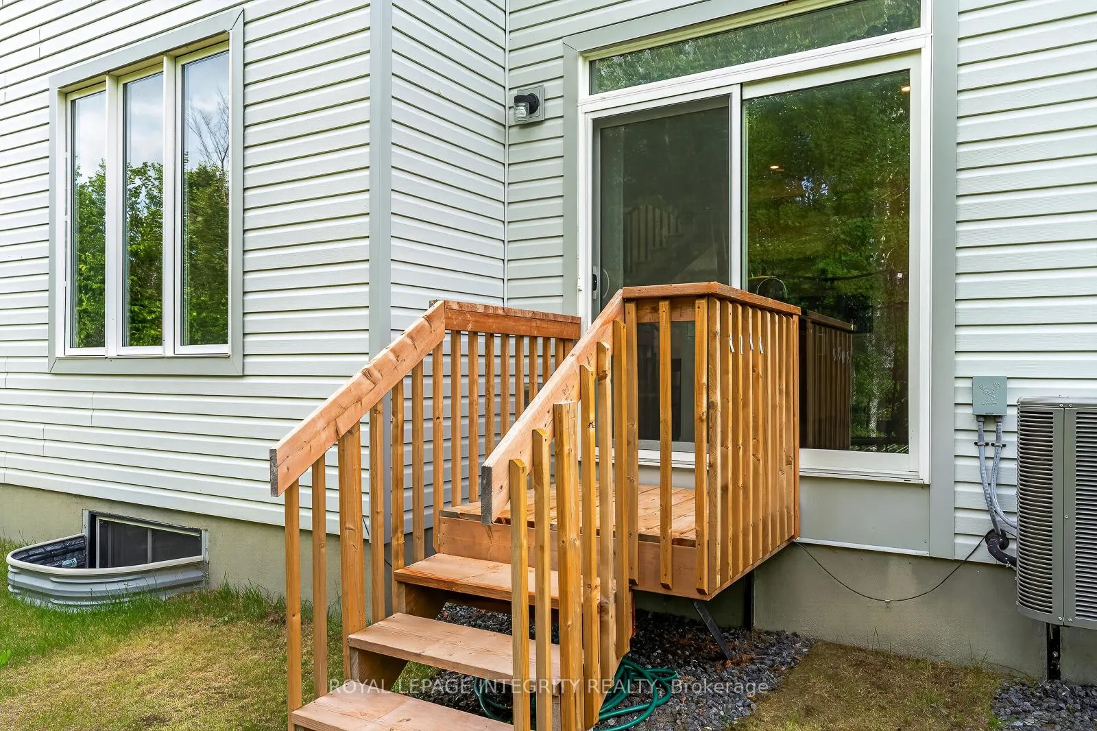 Photo 43 of 655 Persimmon Way, Ottawa, Chapel Hill South - Orleans Village — HOMEH