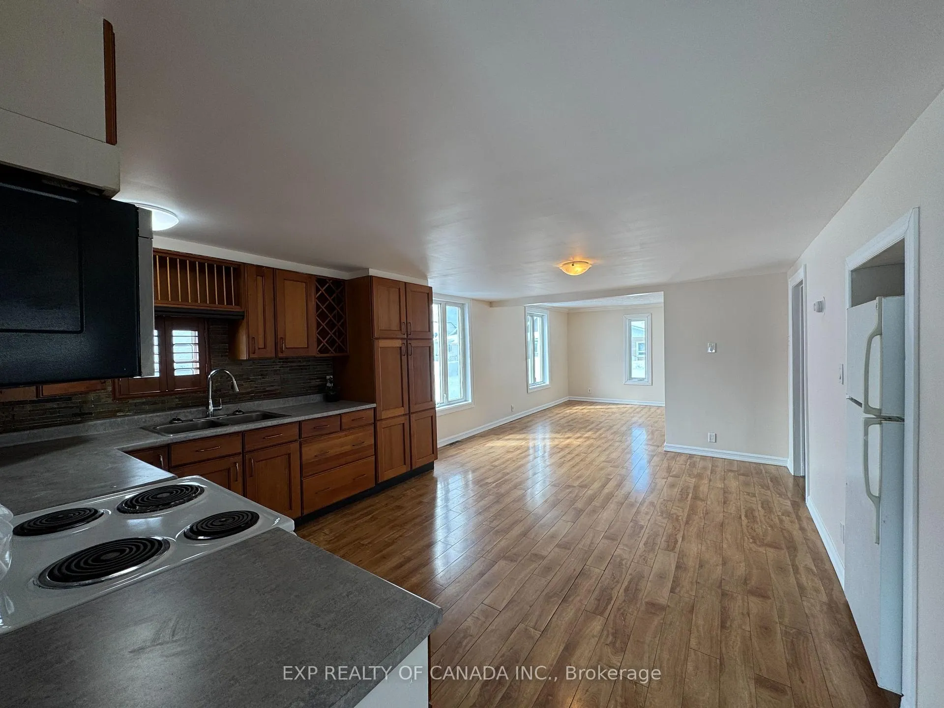 Photo 5 of 148 Elm Street N, Timmins, TNE - Central — HOMEH