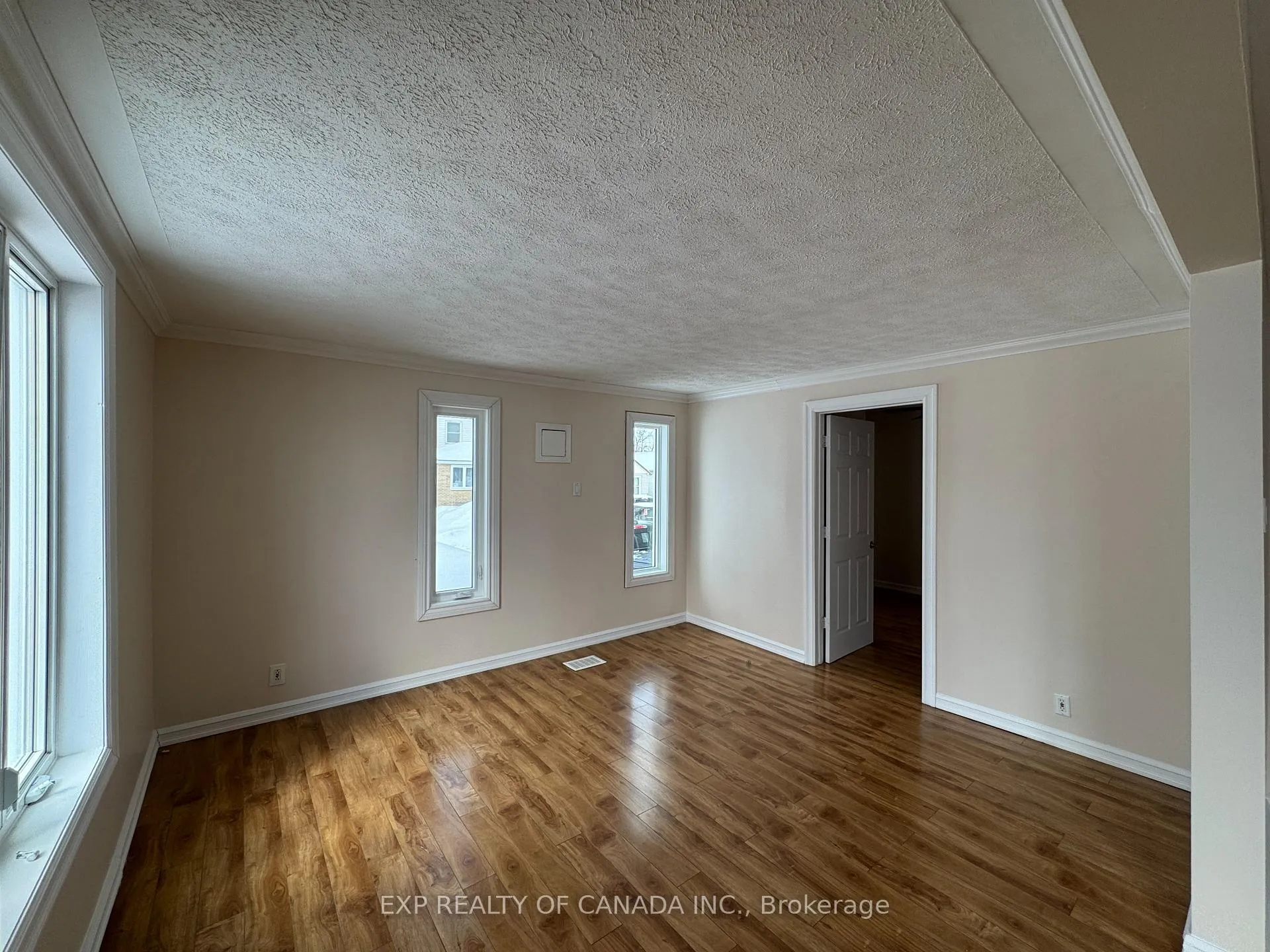 Photo 8 of 148 Elm Street N, Timmins, TNE - Central — HOMEH