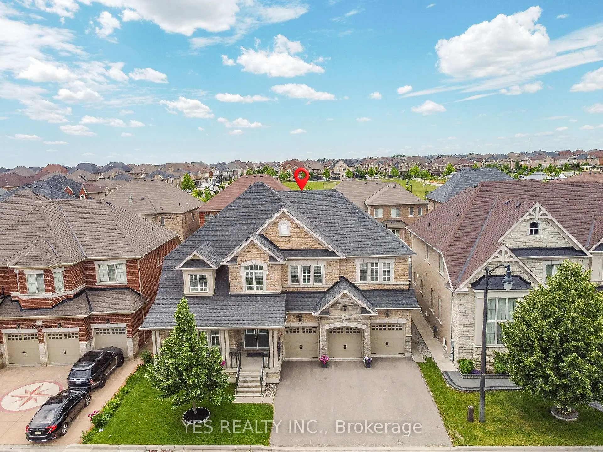 Photo 1 of 86 Quintette Close, Brampton, Toronto Gore Rural Estate — HOMEH