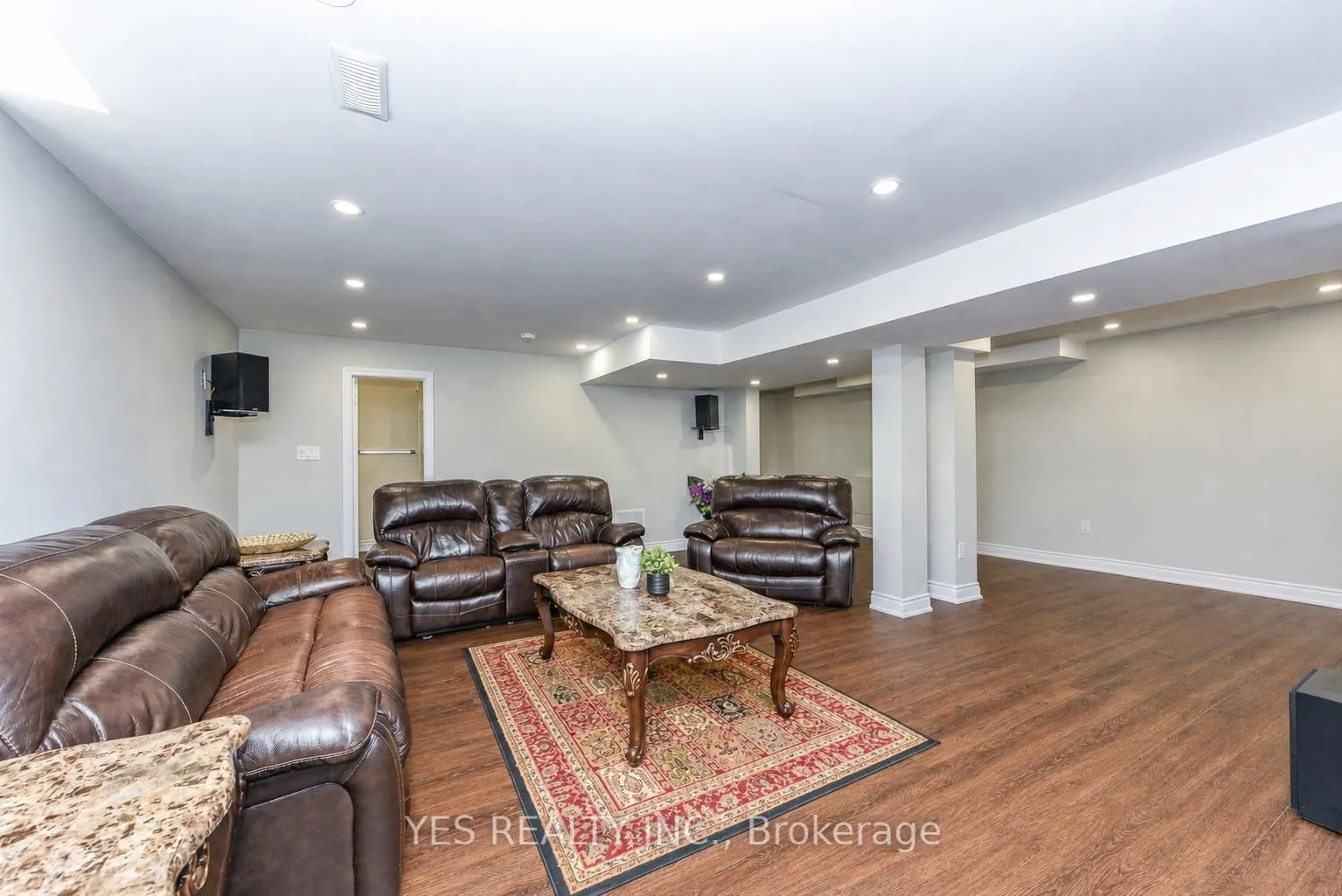 Photo 43 of 86 Quintette Close, Brampton, Toronto Gore Rural Estate — HOMEH