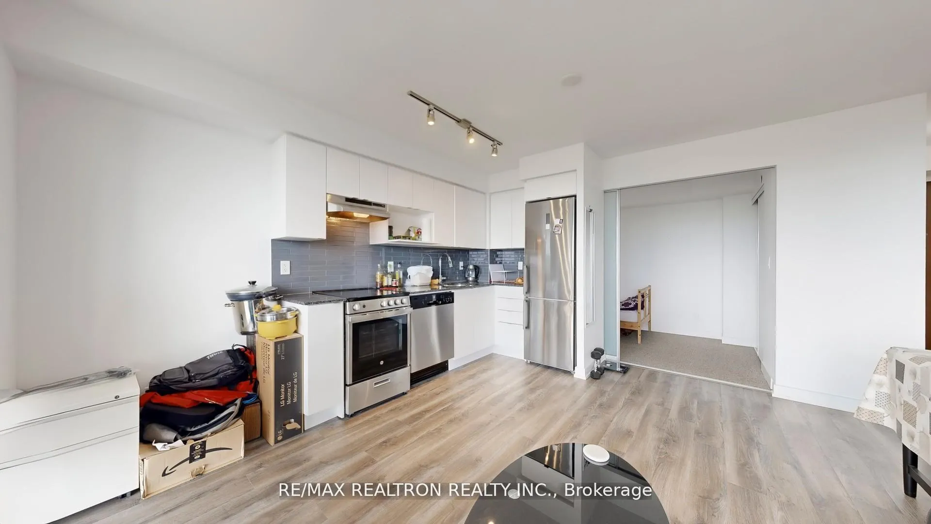 Photo 16 of Unit 1007, 120 Varna Drive, Toronto, Englemount-Lawrence — HOMEH