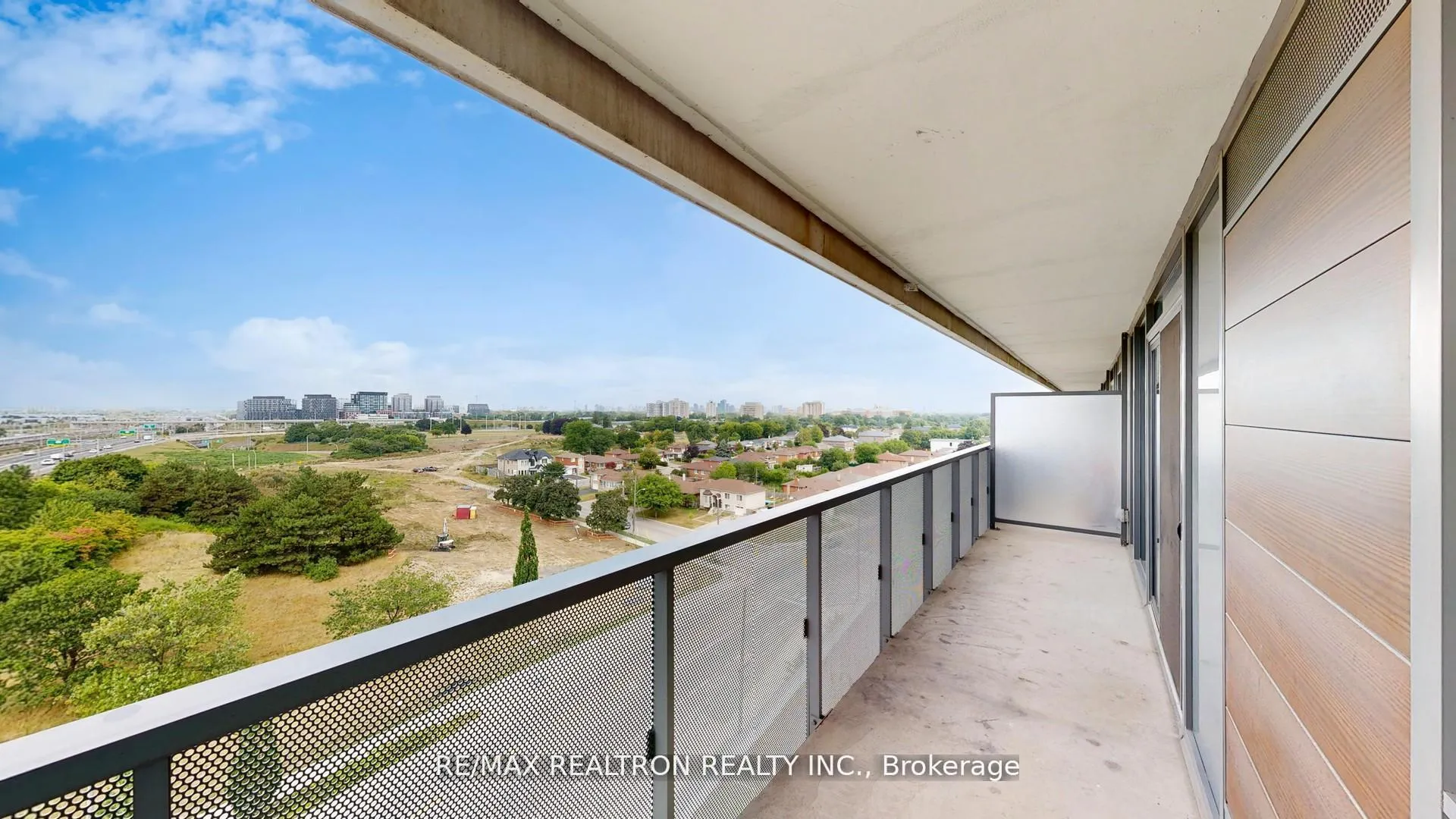 Photo 34 of Unit 1007, 120 Varna Drive, Toronto, Englemount-Lawrence — HOMEH