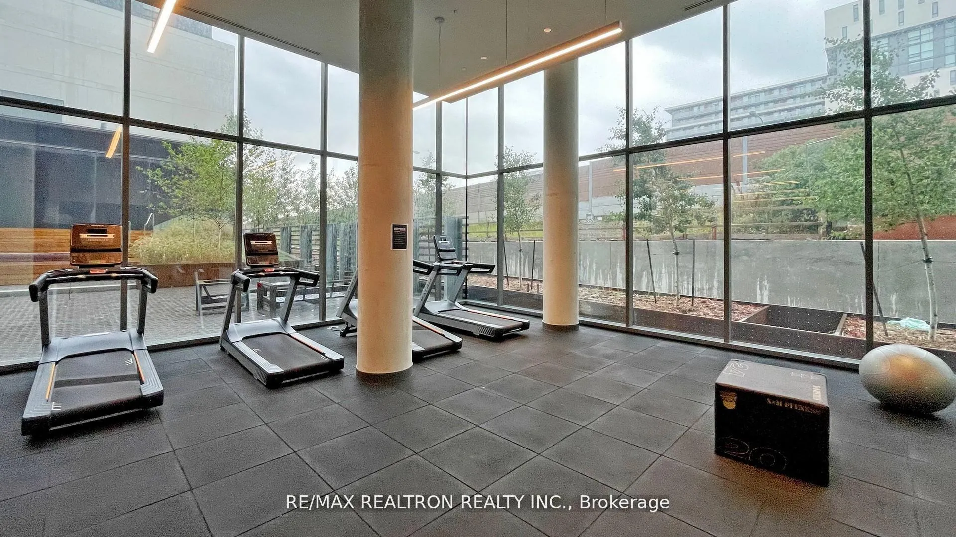 Photo 42 of Unit 1007, 120 Varna Drive, Toronto, Englemount-Lawrence — HOMEH