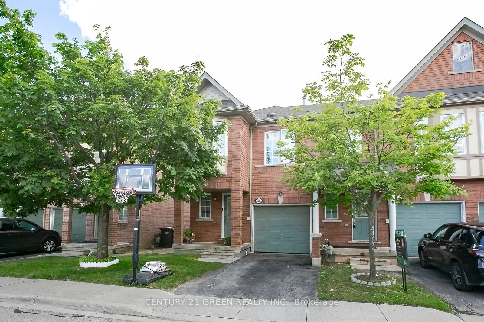 Photo 2 of Unit 38, 770 Othello Court E, Mississauga, Meadowvale Village — HOMEH