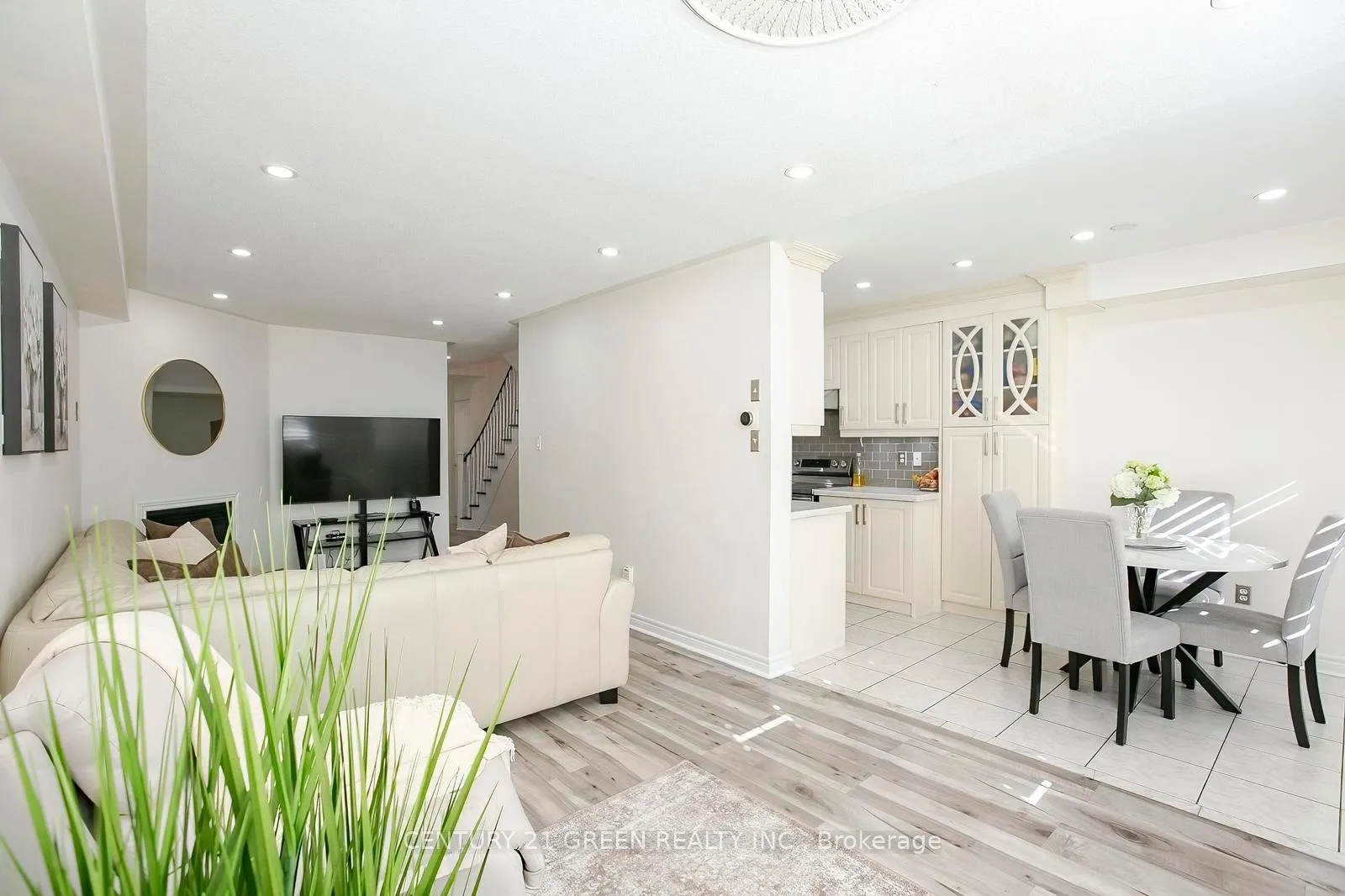 Photo 15 of Unit 38, 770 Othello Court E, Mississauga, Meadowvale Village — HOMEH
