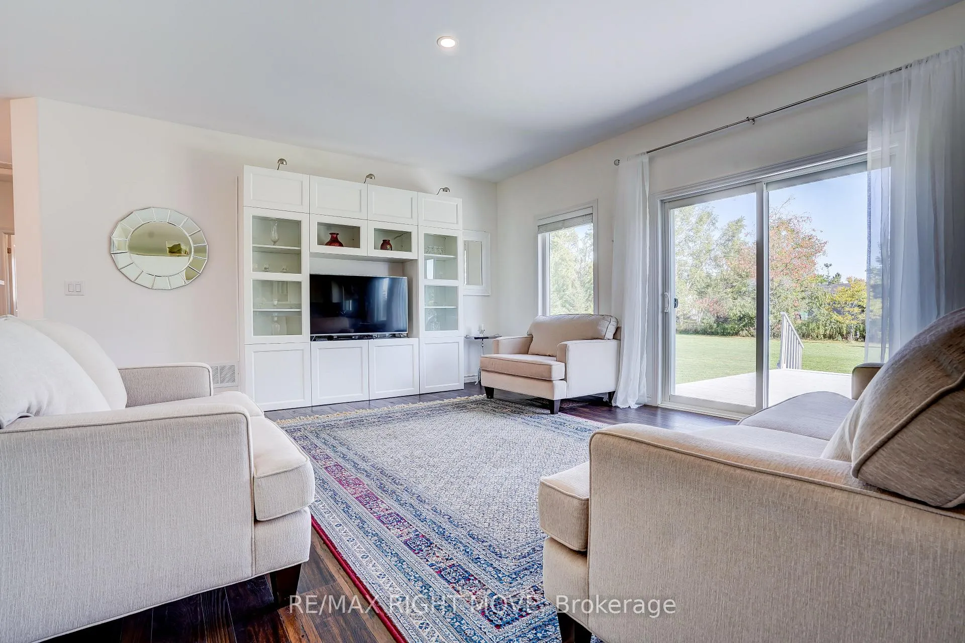 Photo 4 of 15 Keyzer Drive, Oro-Medonte, Warminster — HOMEH