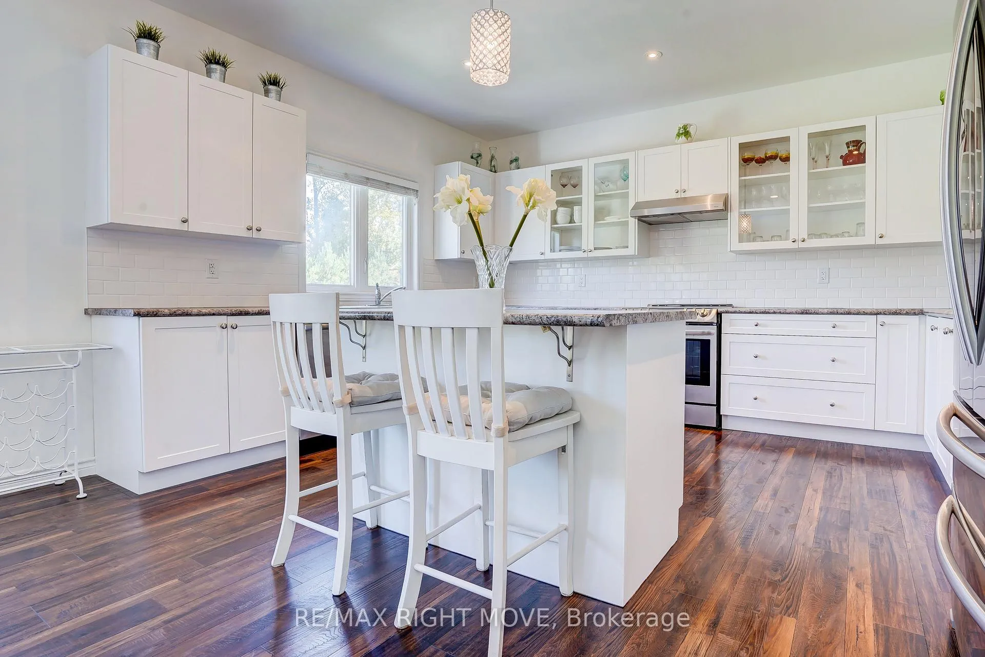 Photo 6 of 15 Keyzer Drive, Oro-Medonte, Warminster — HOMEH
