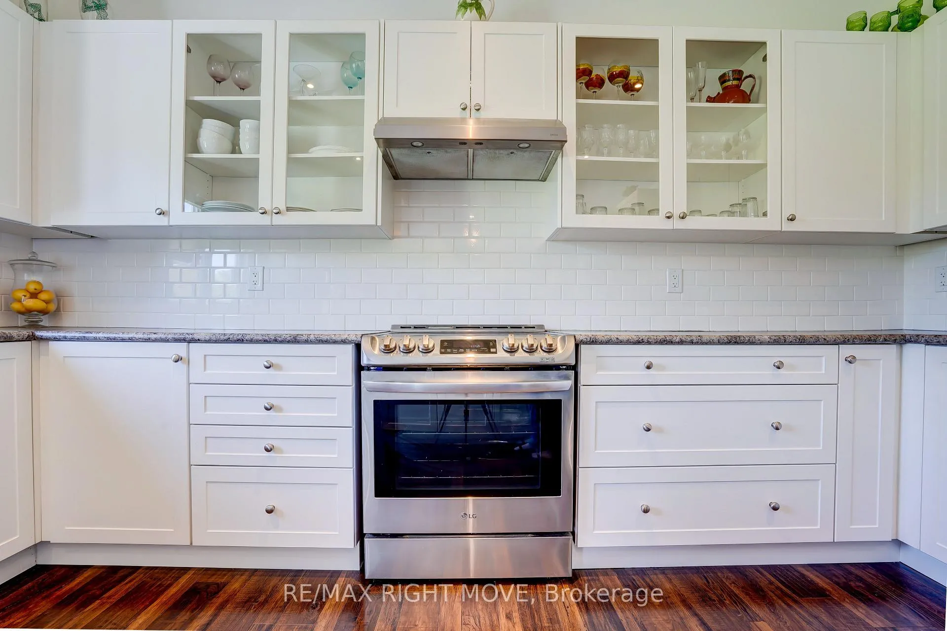 Photo 10 of 15 Keyzer Drive, Oro-Medonte, Warminster — HOMEH