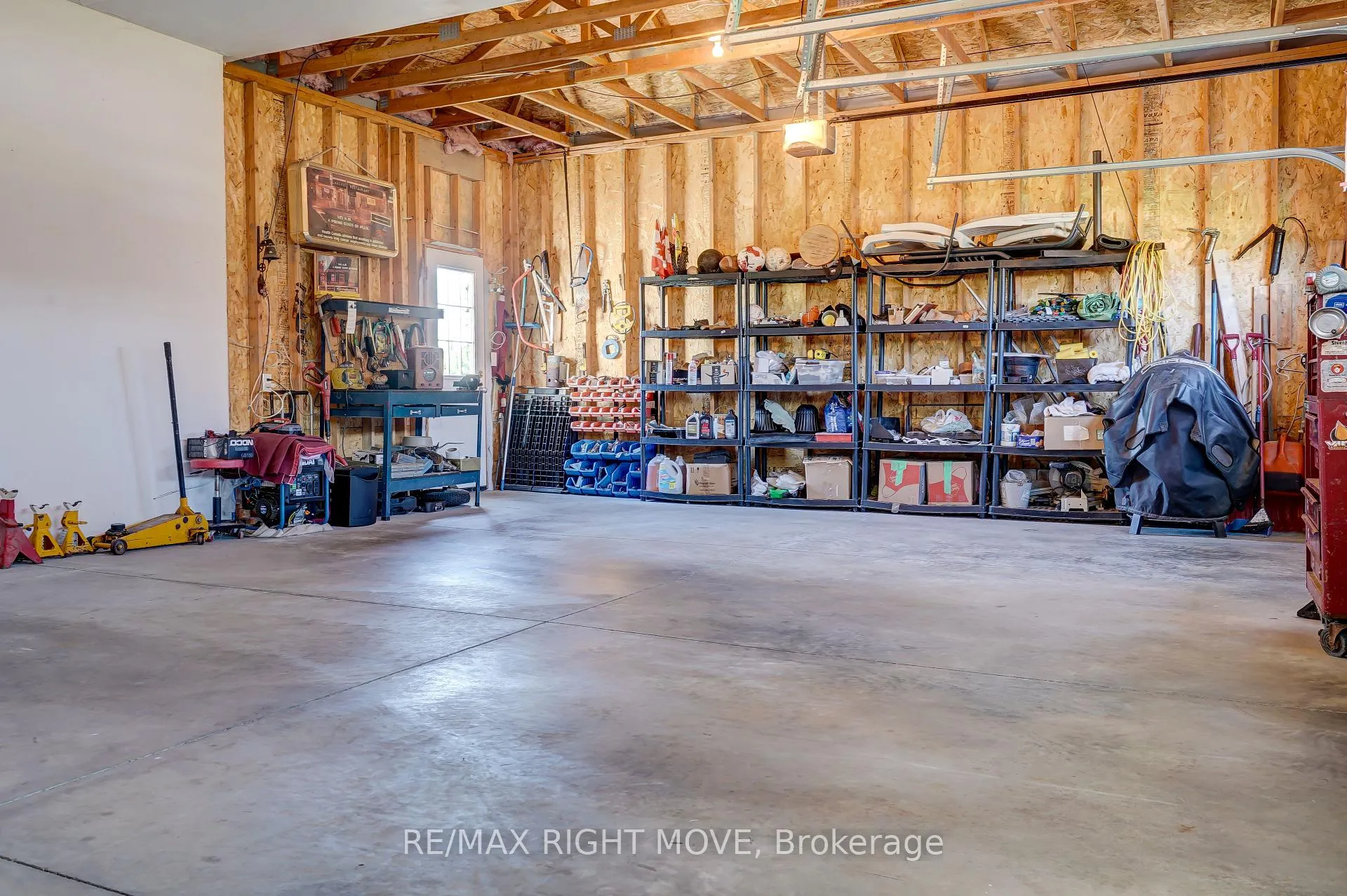 Photo 25 of 15 Keyzer Drive, Oro-Medonte, Warminster — HOMEH