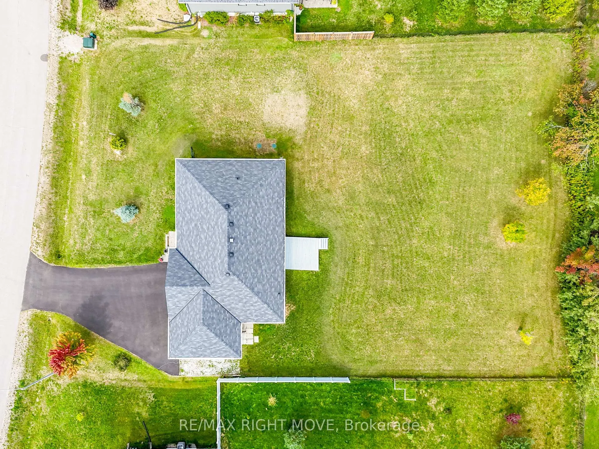 Photo 27 of 15 Keyzer Drive, Oro-Medonte, Warminster — HOMEH