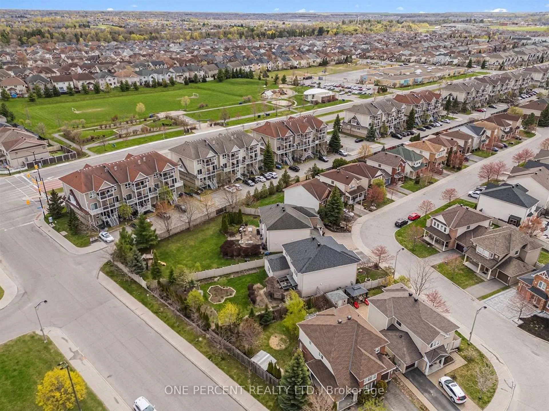 Photo 2 of 860 Taradale Drive, Ottawa, Barrhaven - Strandherd — HOMEH