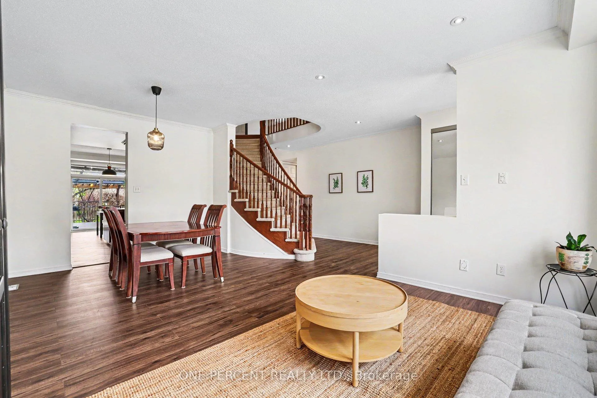 Photo 6 of 860 Taradale Drive, Ottawa, Barrhaven - Strandherd — HOMEH