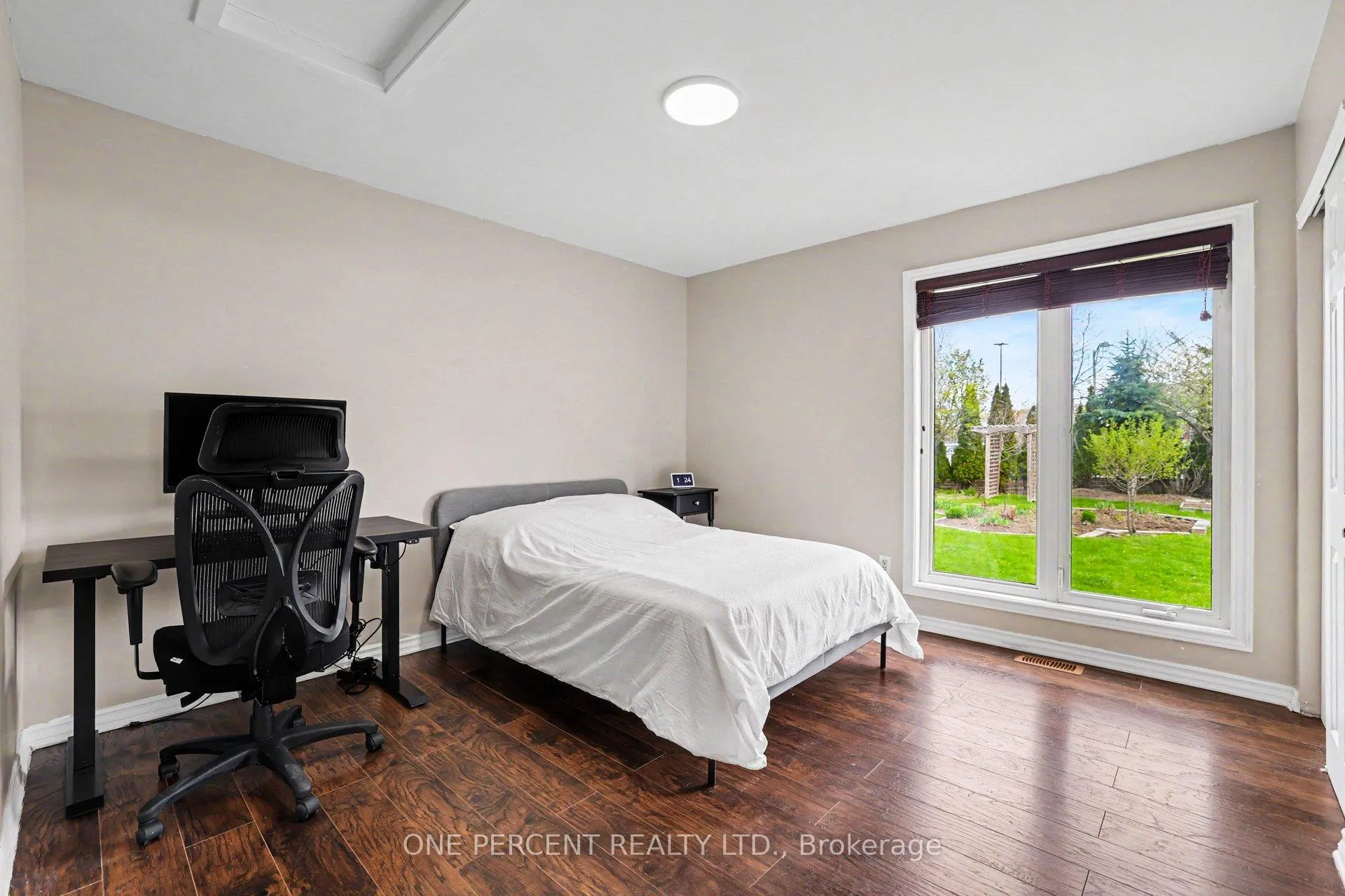 Photo 14 of 860 Taradale Drive, Ottawa, Barrhaven - Strandherd — HOMEH