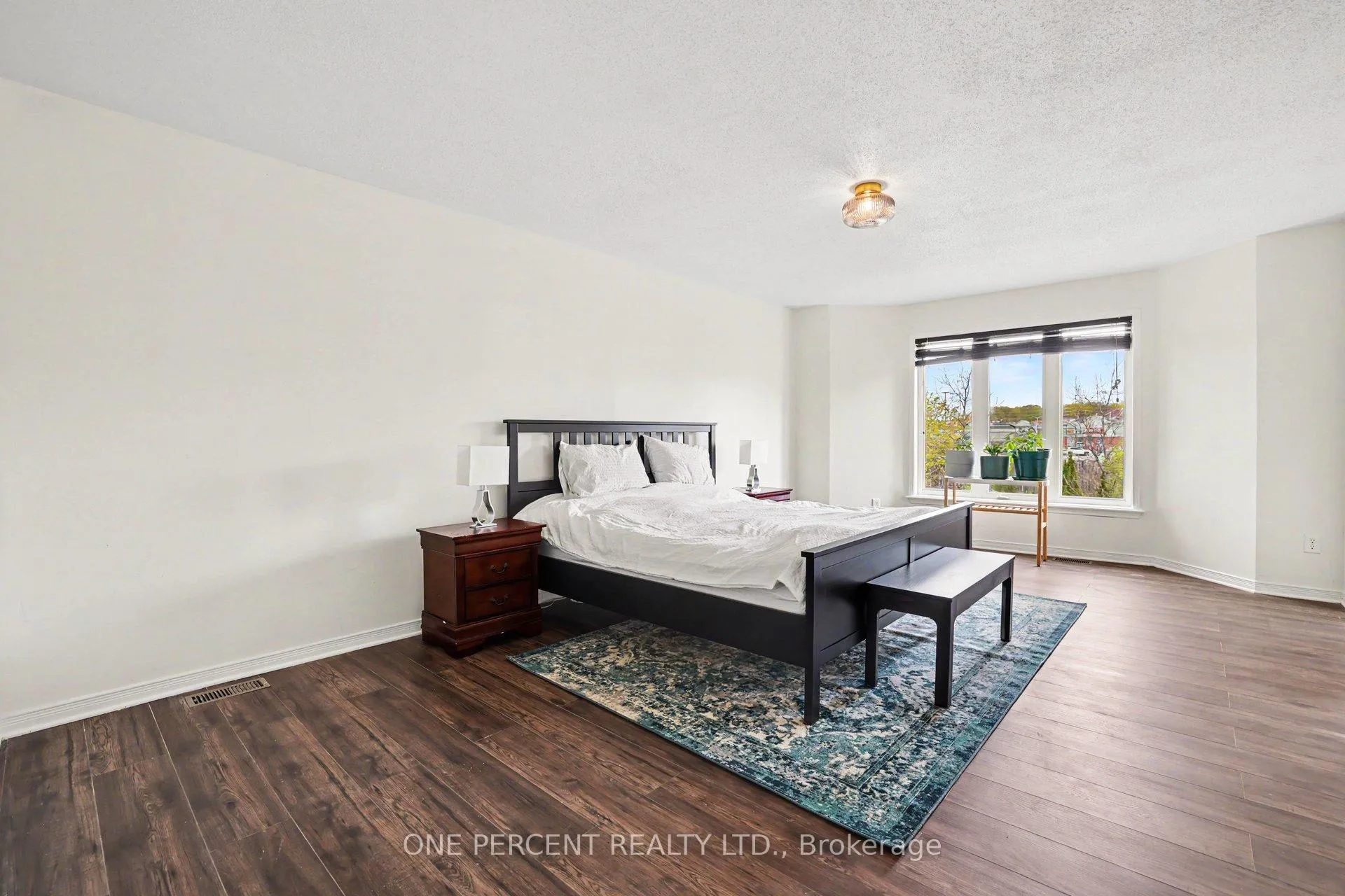 Photo 16 of 860 Taradale Drive, Ottawa, Barrhaven - Strandherd — HOMEH
