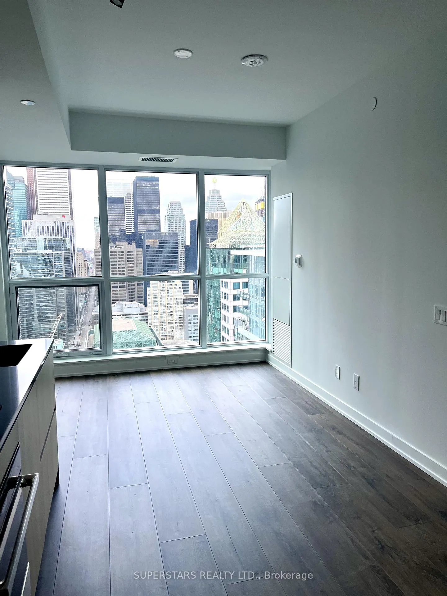 Photo 7 of Unit 3608, 327 King Street W, Toronto, Waterfront Communities — HOMEH