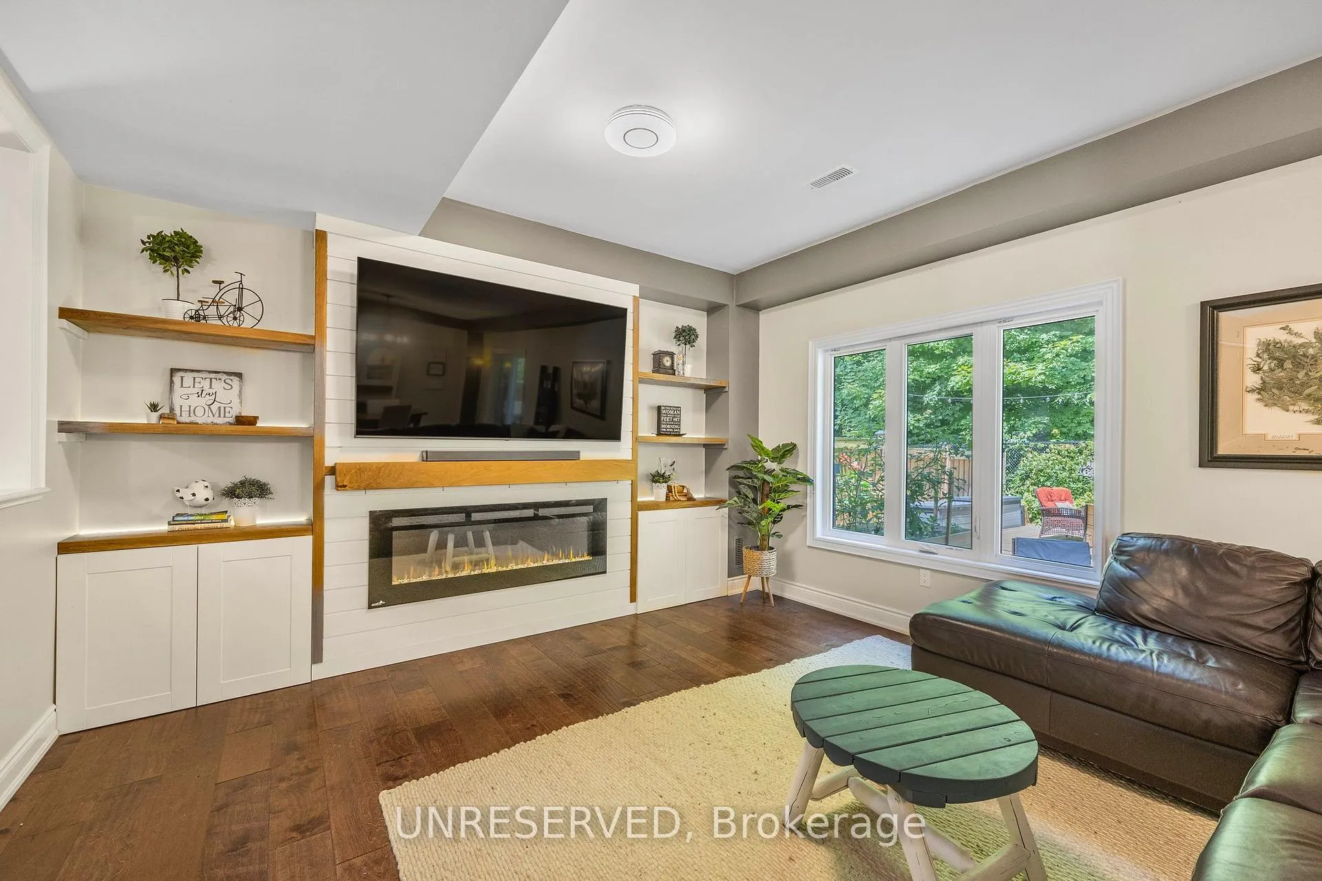Photo 17 of 237 Diana Drive, Orillia — HOMEH