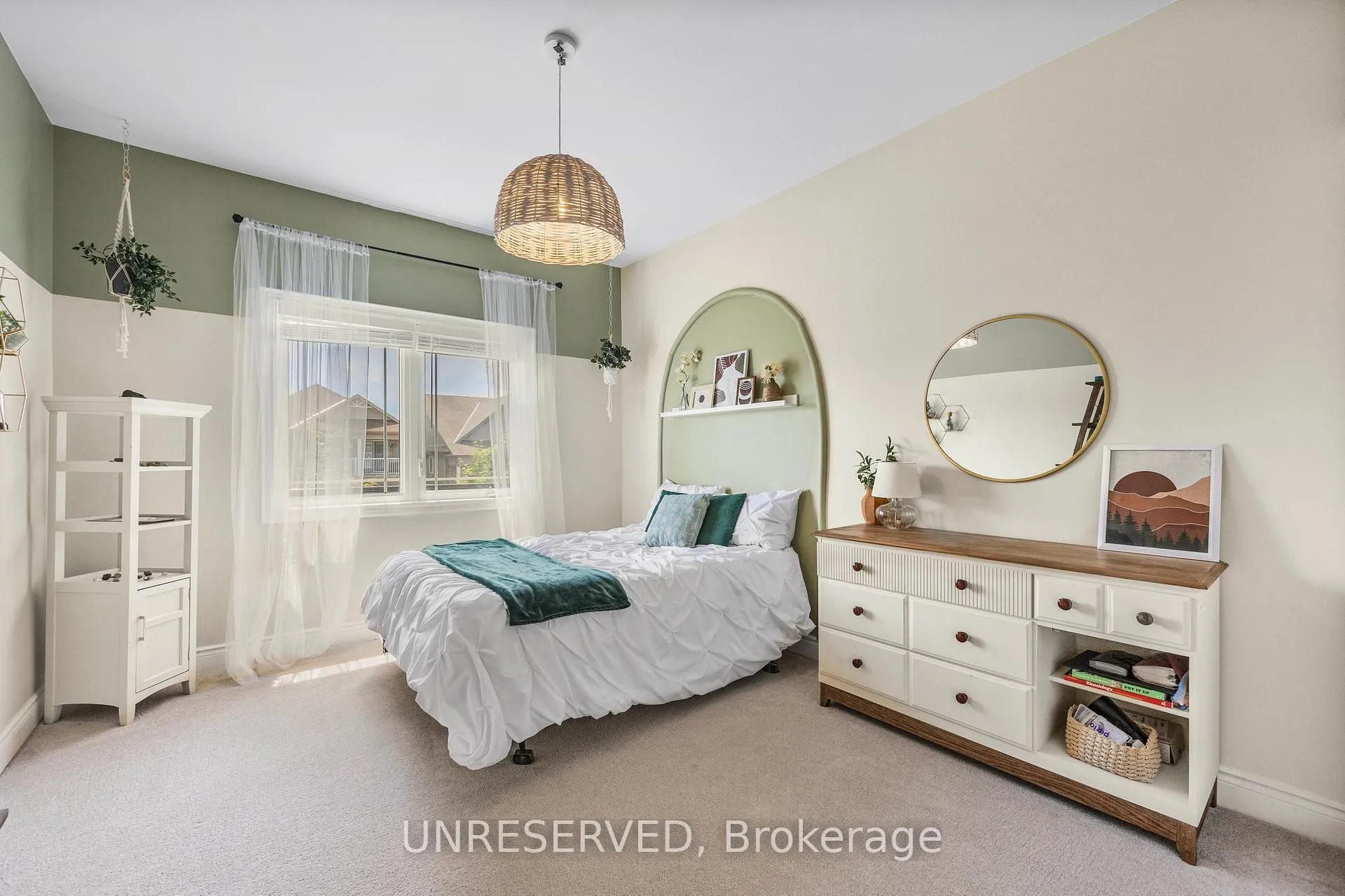 Photo 21 of 237 Diana Drive, Orillia — HOMEH