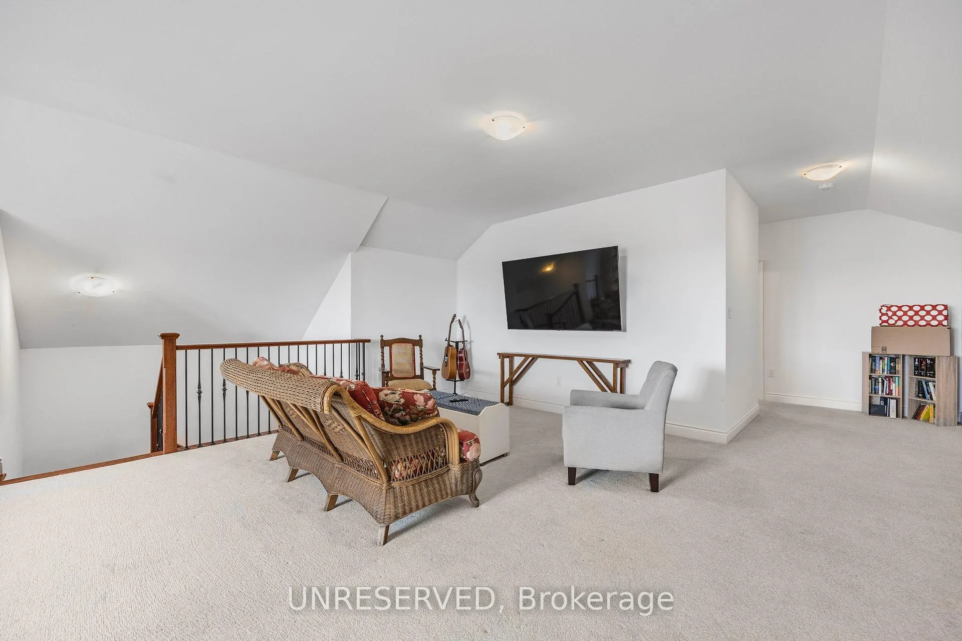 Photo 35 of 237 Diana Drive, Orillia — HOMEH