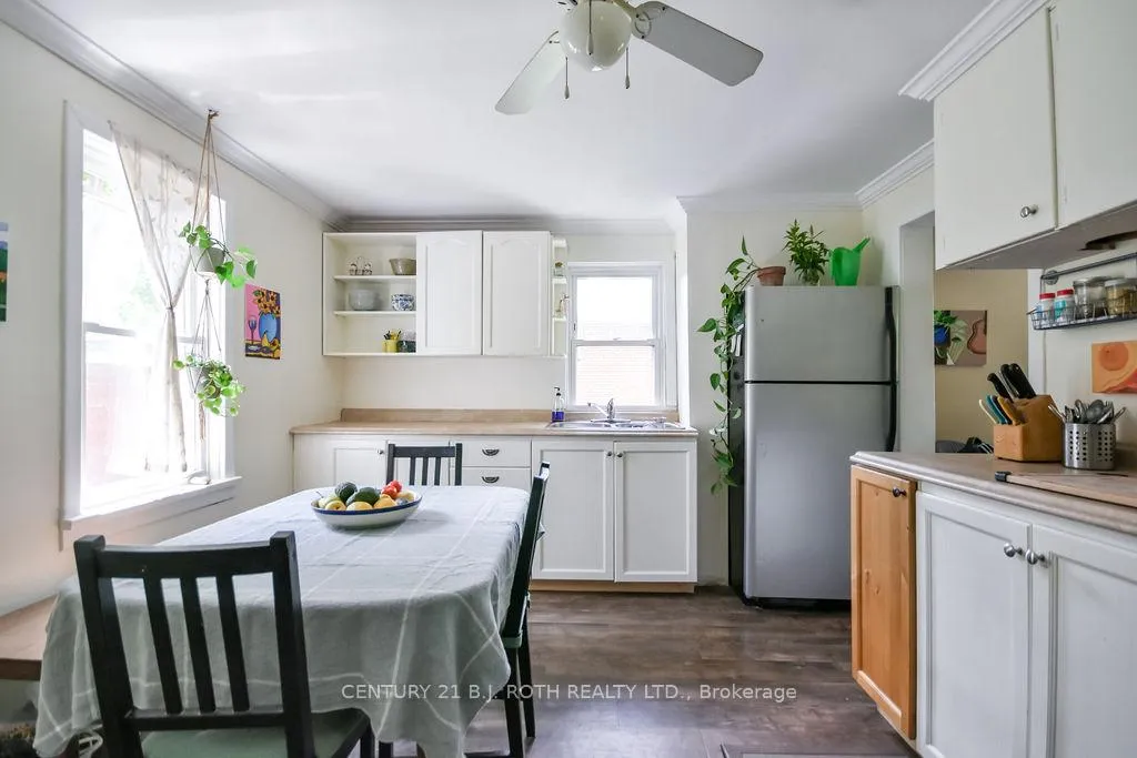 Photo 11 of 21 Benner Street, Orillia — HOMEH
