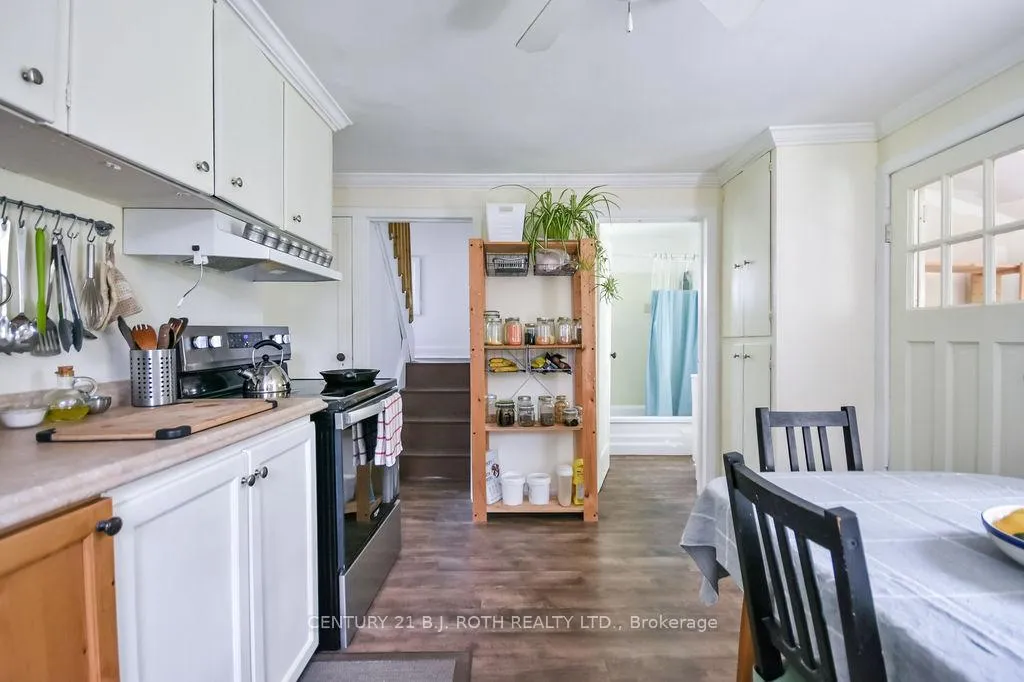 Photo 13 of 21 Benner Street, Orillia — HOMEH