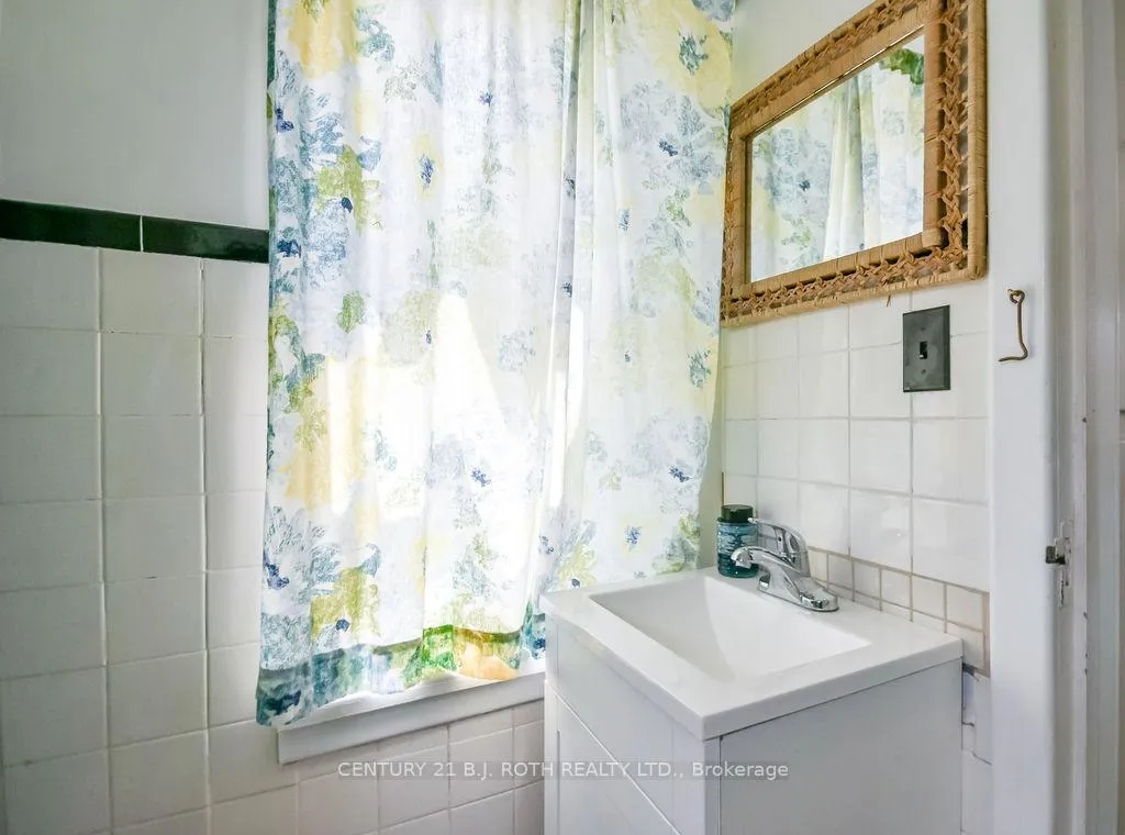 Photo 15 of 21 Benner Street, Orillia — HOMEH