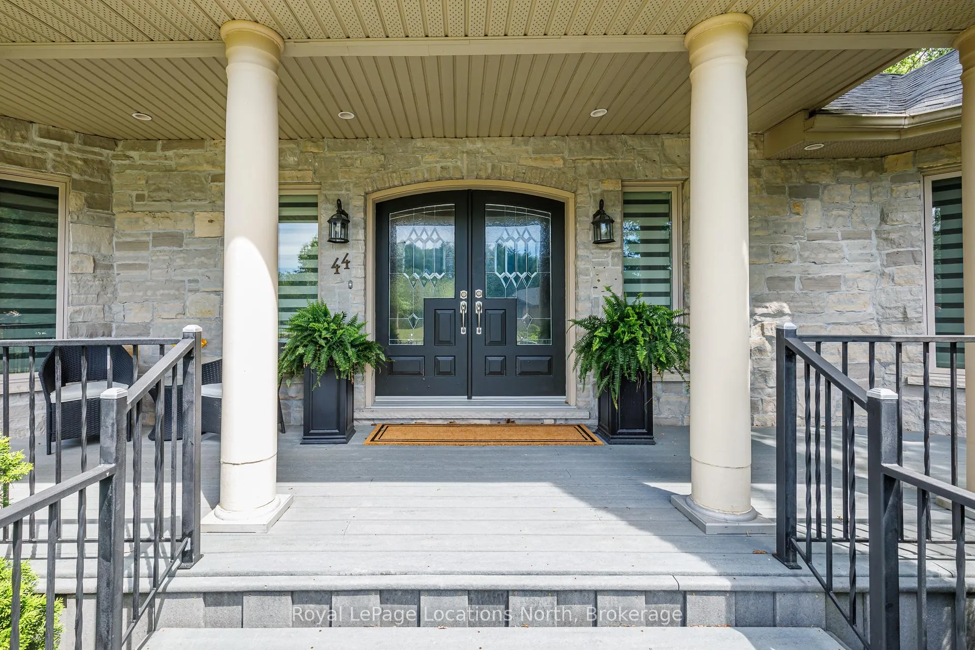 Photo 6 of 44 Blackburn Avenue, Clearview, Nottawa — HOMEH