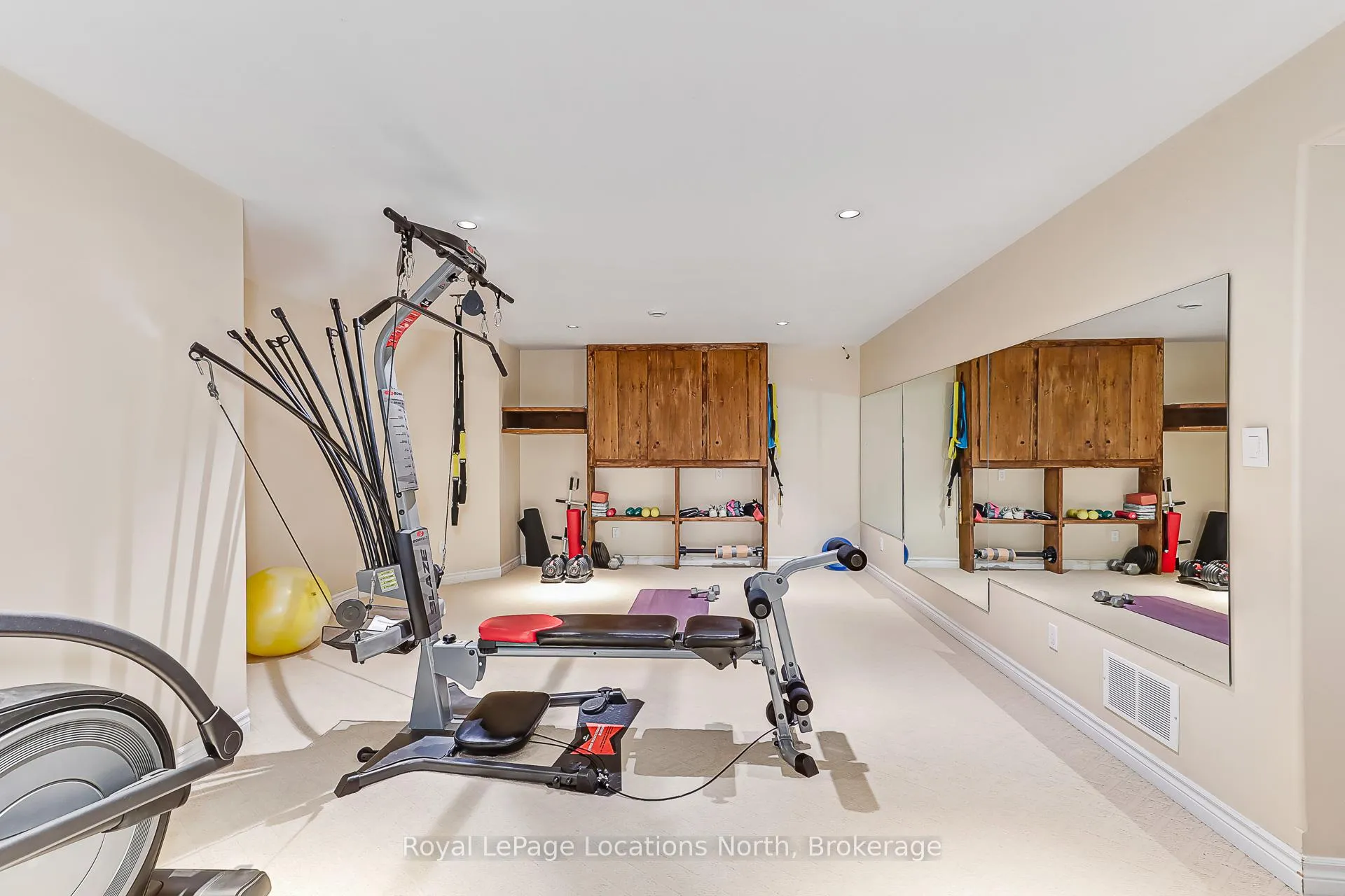 Photo 24 of 44 Blackburn Avenue, Clearview, Nottawa — HOMEH