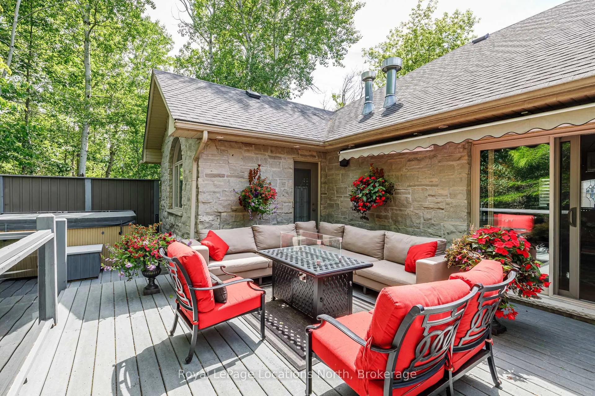 Photo 34 of 44 Blackburn Avenue, Clearview, Nottawa — HOMEH