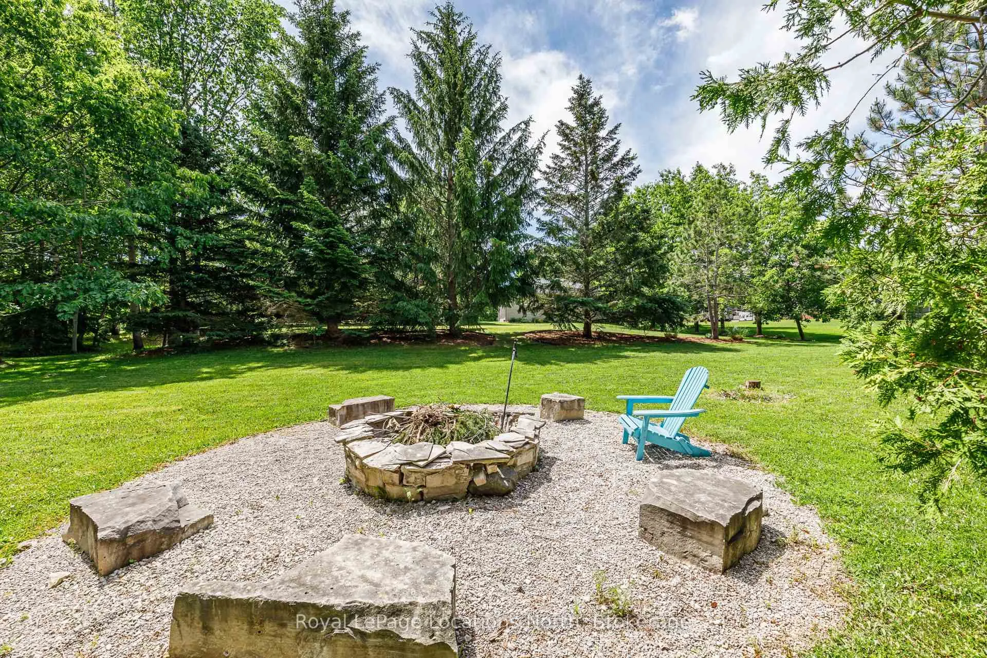 Photo 42 of 44 Blackburn Avenue, Clearview, Nottawa — HOMEH