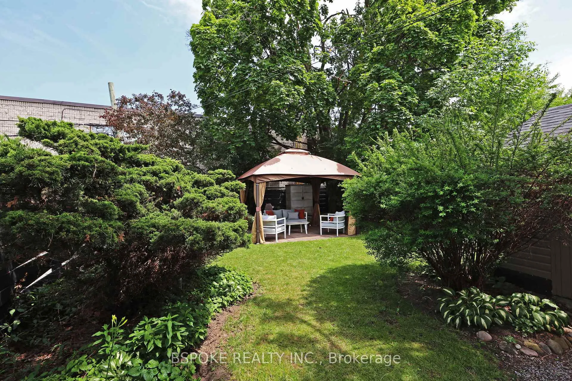 Photo 36 of 47 Gladstone Avenue, Oshawa, McLaughlin — HOMEH