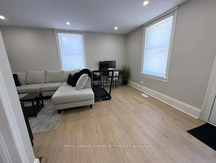 Photo 6 of Unit 1, 80 Willow Street, Caledon, Bolton East — HOMEH