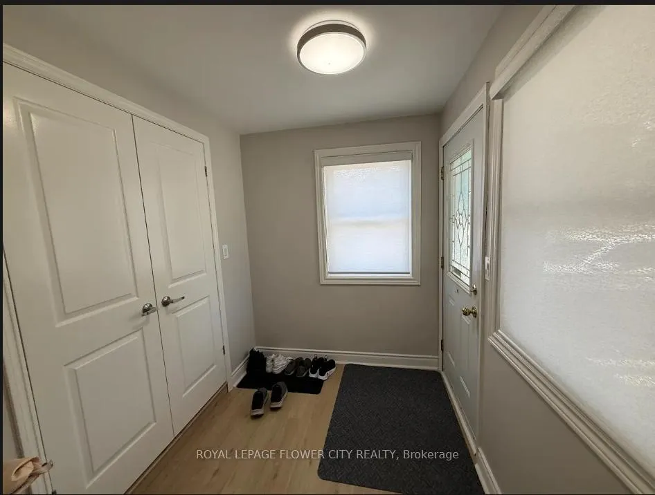 Photo 8 of Unit 1, 80 Willow Street, Caledon, Bolton East — HOMEH